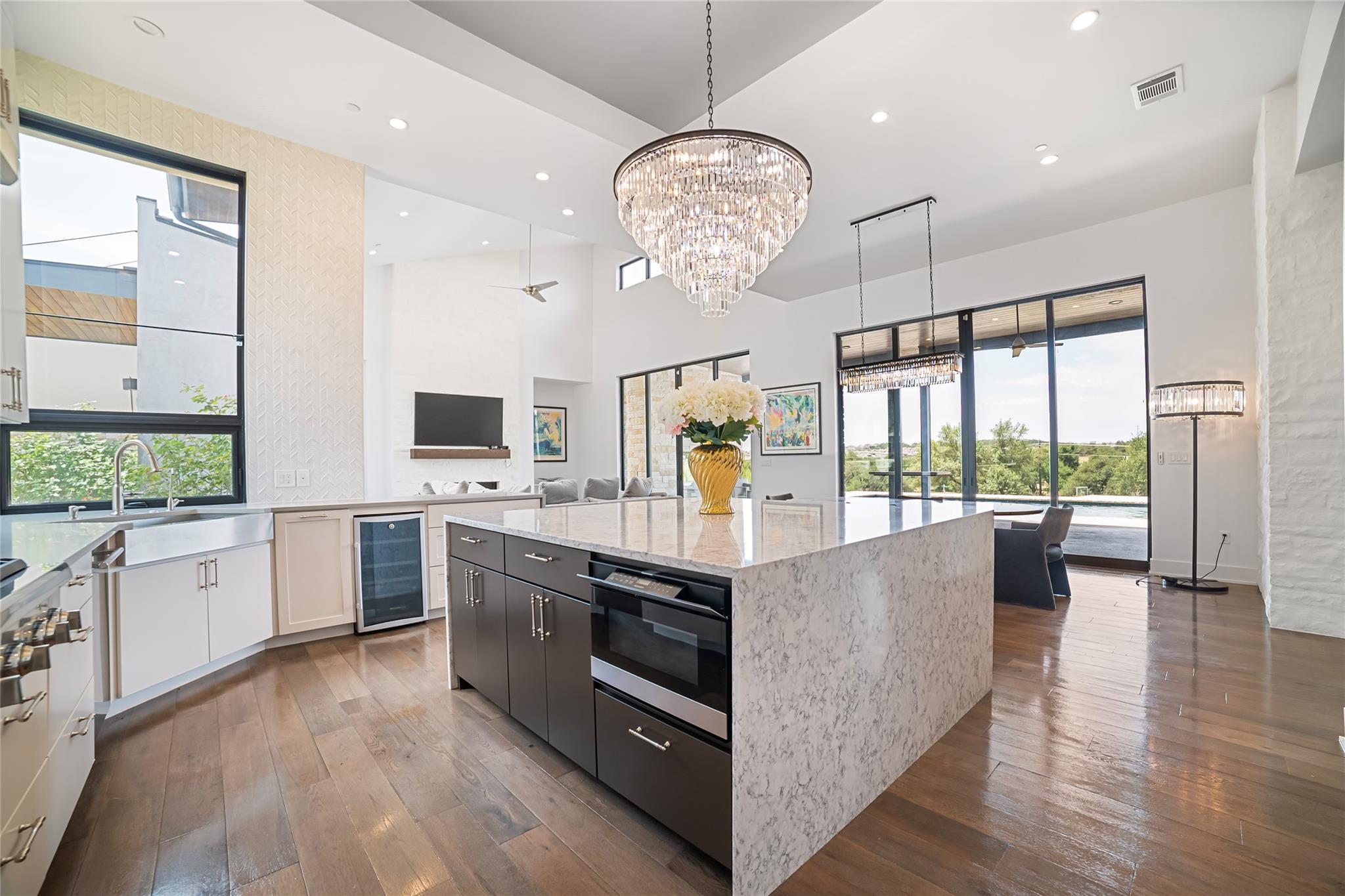 16925 Whispering Breeze Dr, Austin, TX 78738