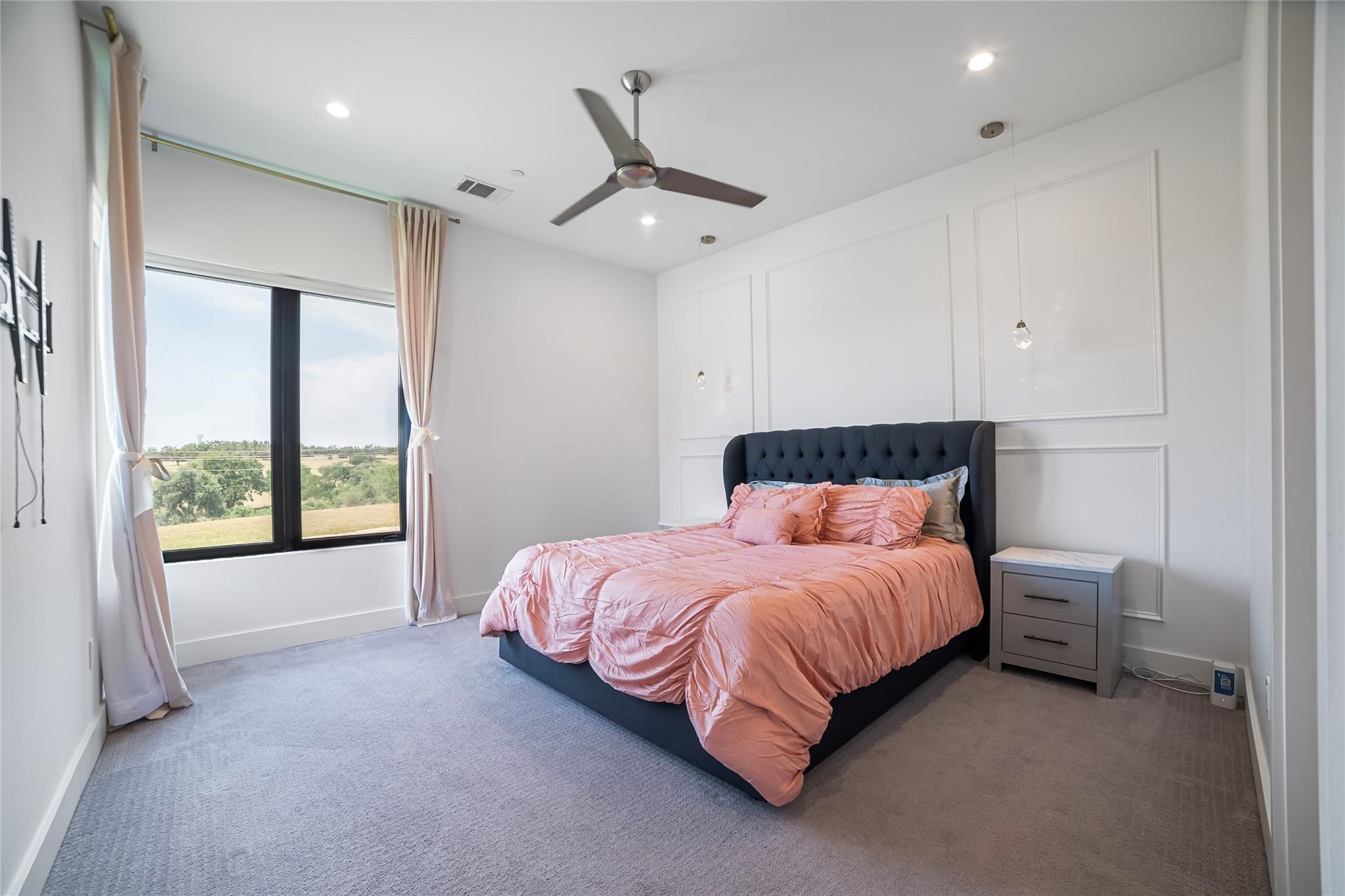 16925 Whispering Breeze Dr, Austin, TX 78738