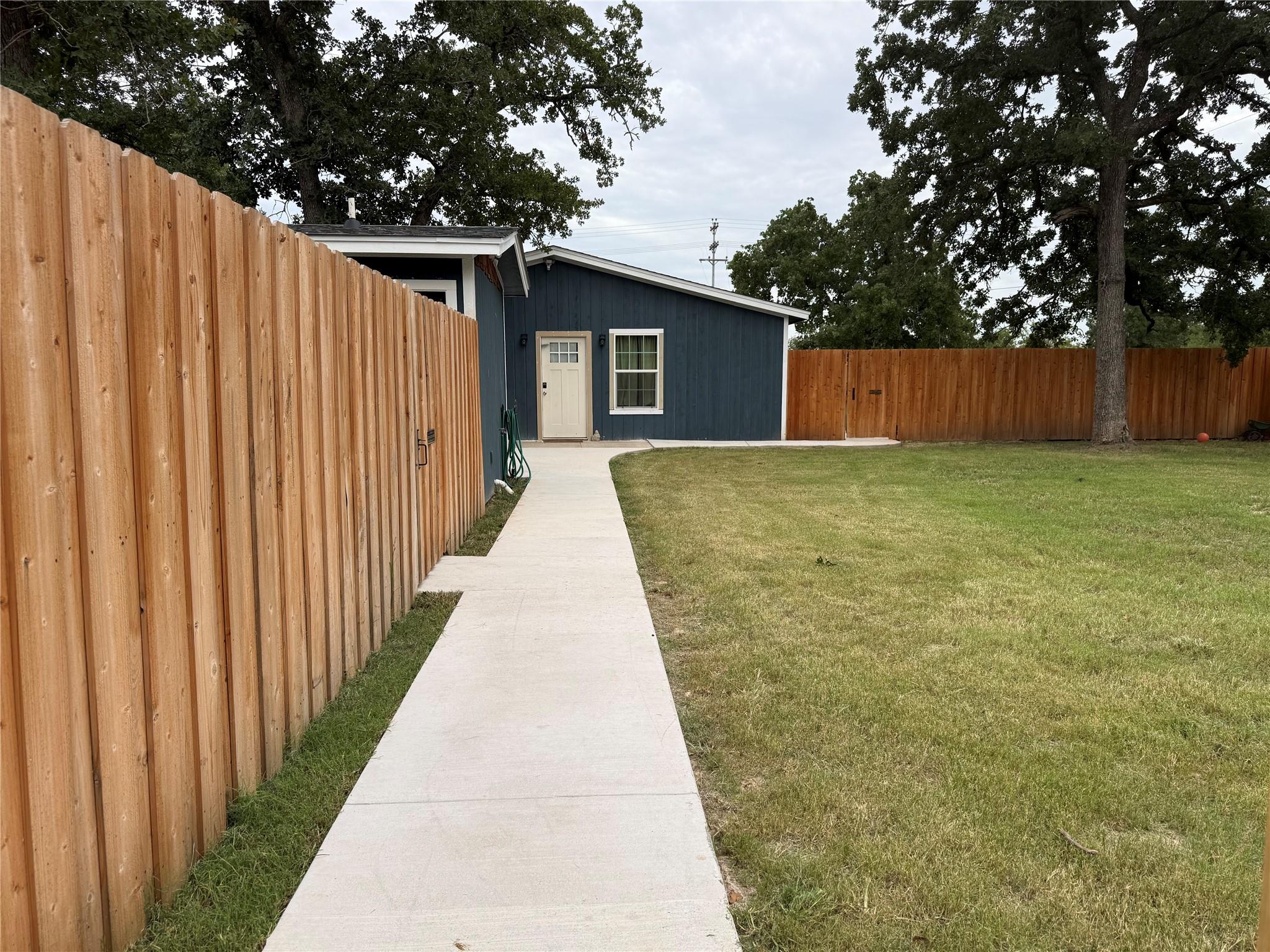 168 Still Forest Dr # C, Cedar Creek, TX 78612