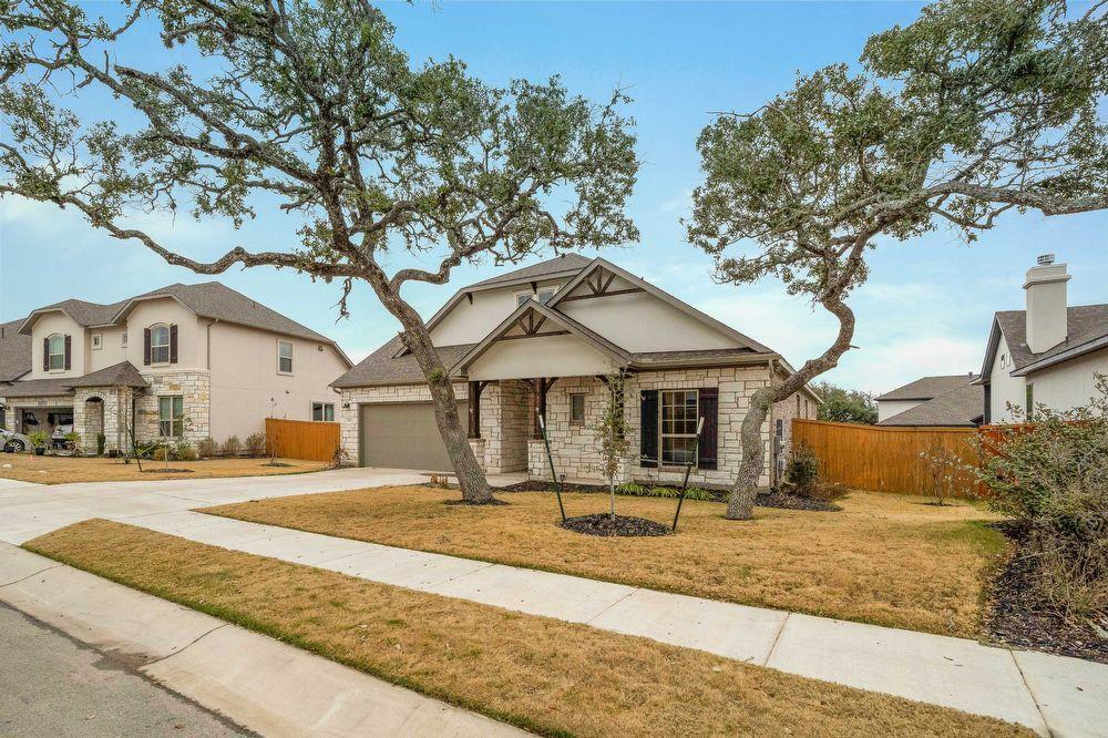 416 Double L Dr, Dripping Springs, TX 78620