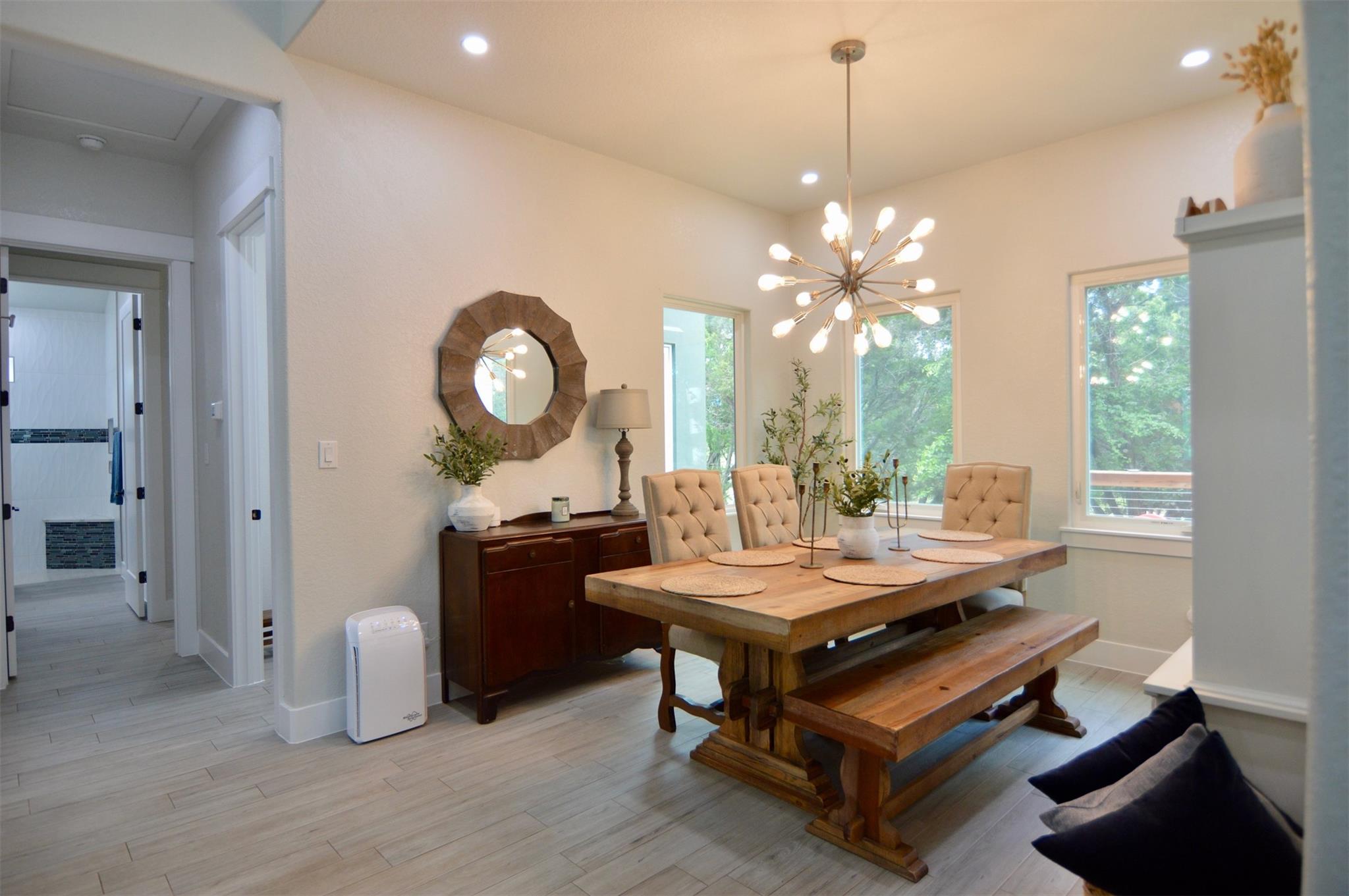 1108 Long Holw, Canyon Lake, TX 78133