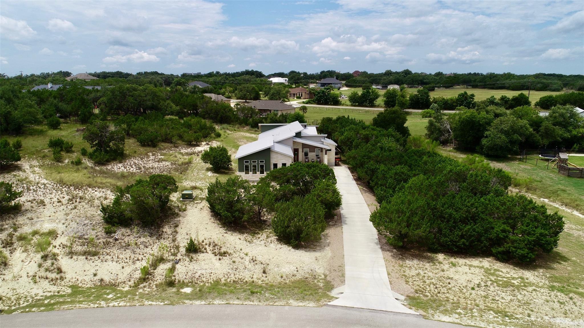 1108 Long Holw, Canyon Lake, TX 78133