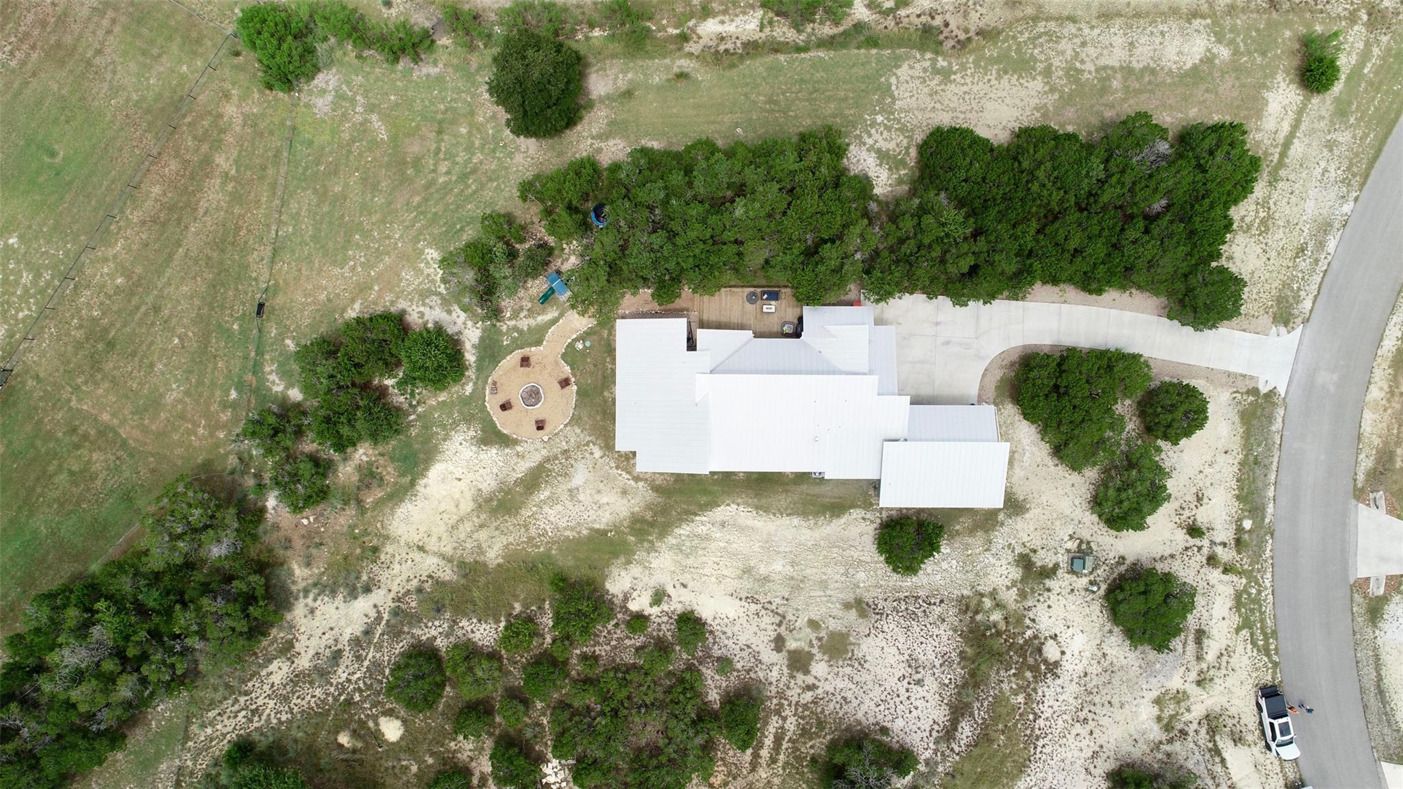 1108 Long Holw, Canyon Lake, TX 78133