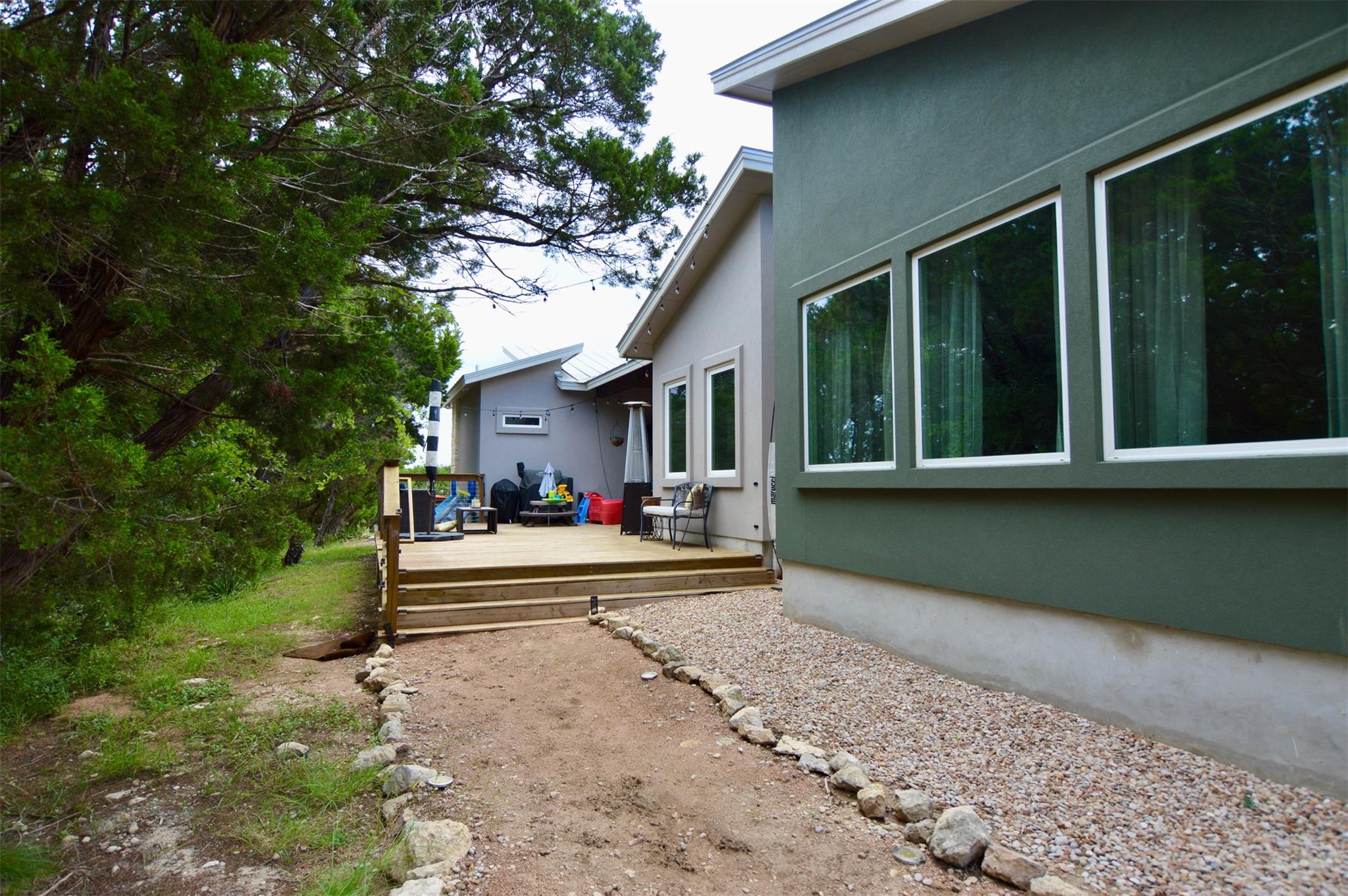 1108 Long Holw, Canyon Lake, TX 78133