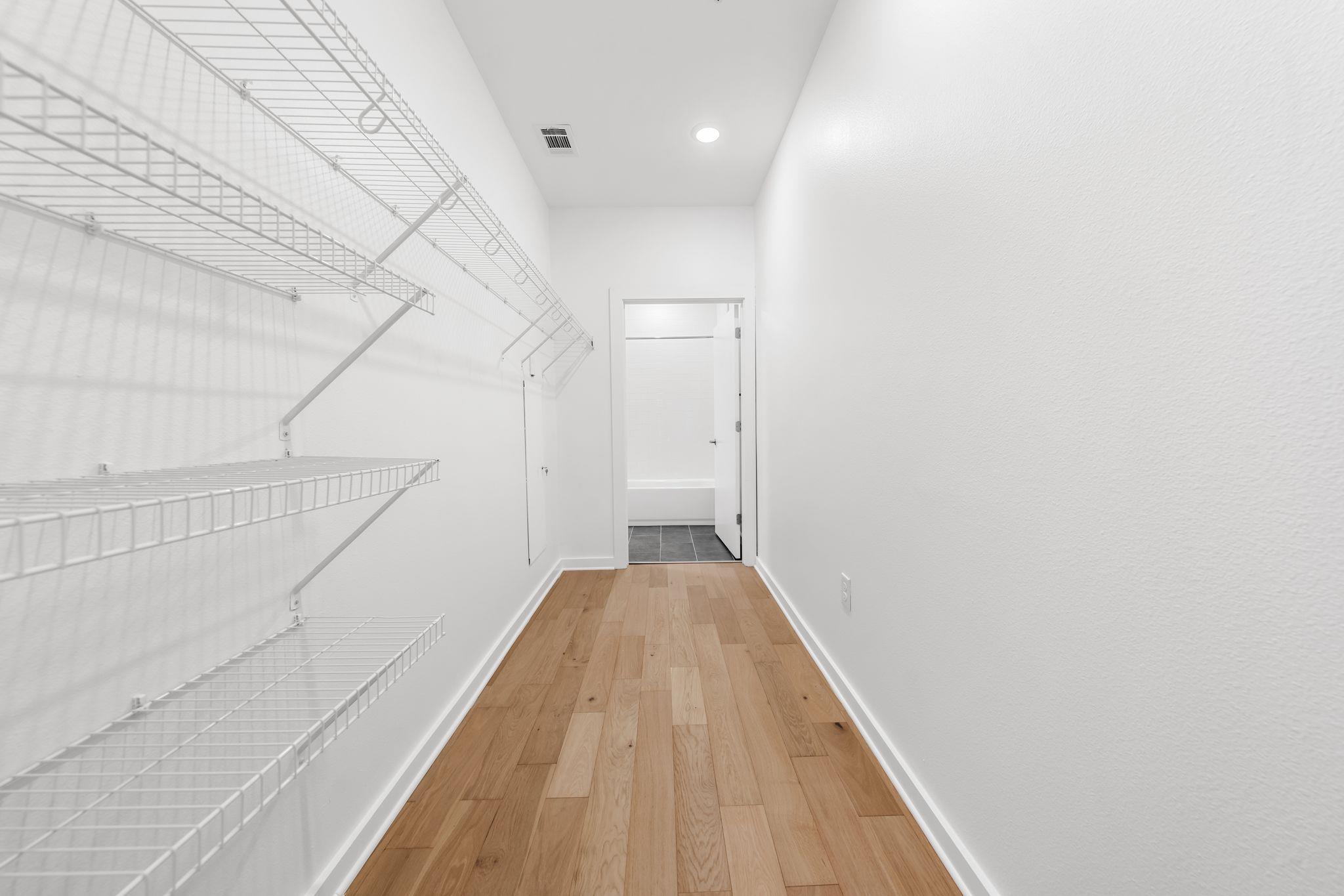 2505 Thornton Rd # 1202, Austin, TX 78704