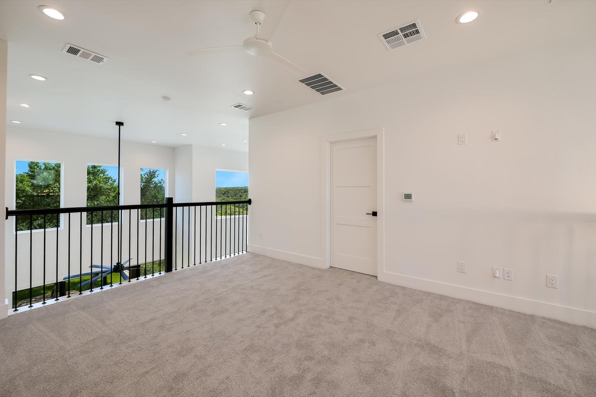 109 Willow Hill Dr, Georgetown, TX 78633