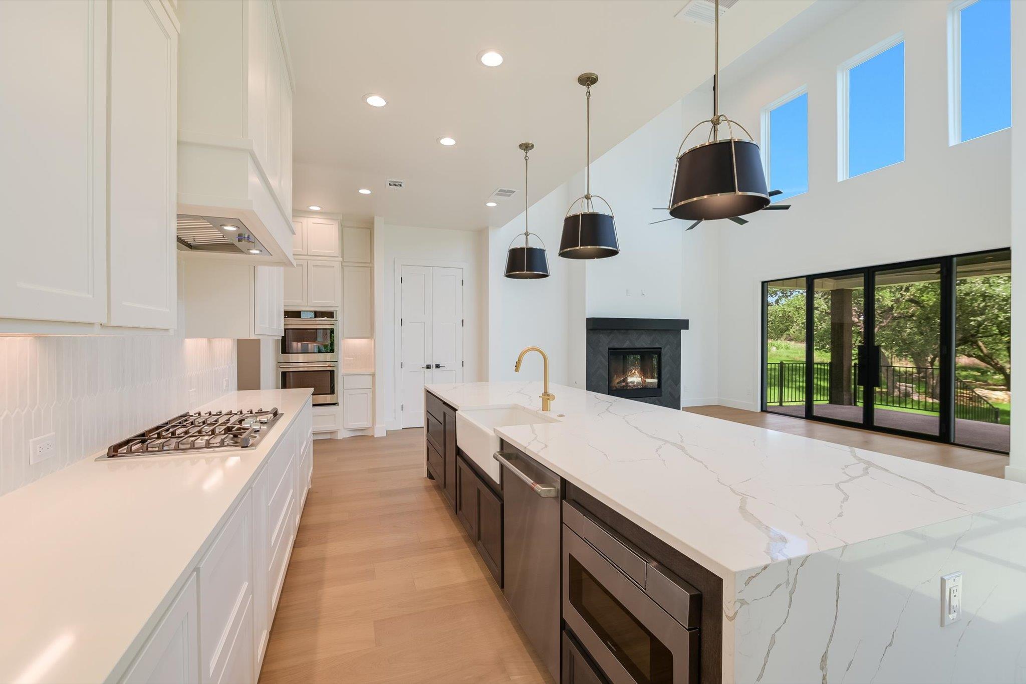 109 Willow Hill Dr, Georgetown, TX 78633