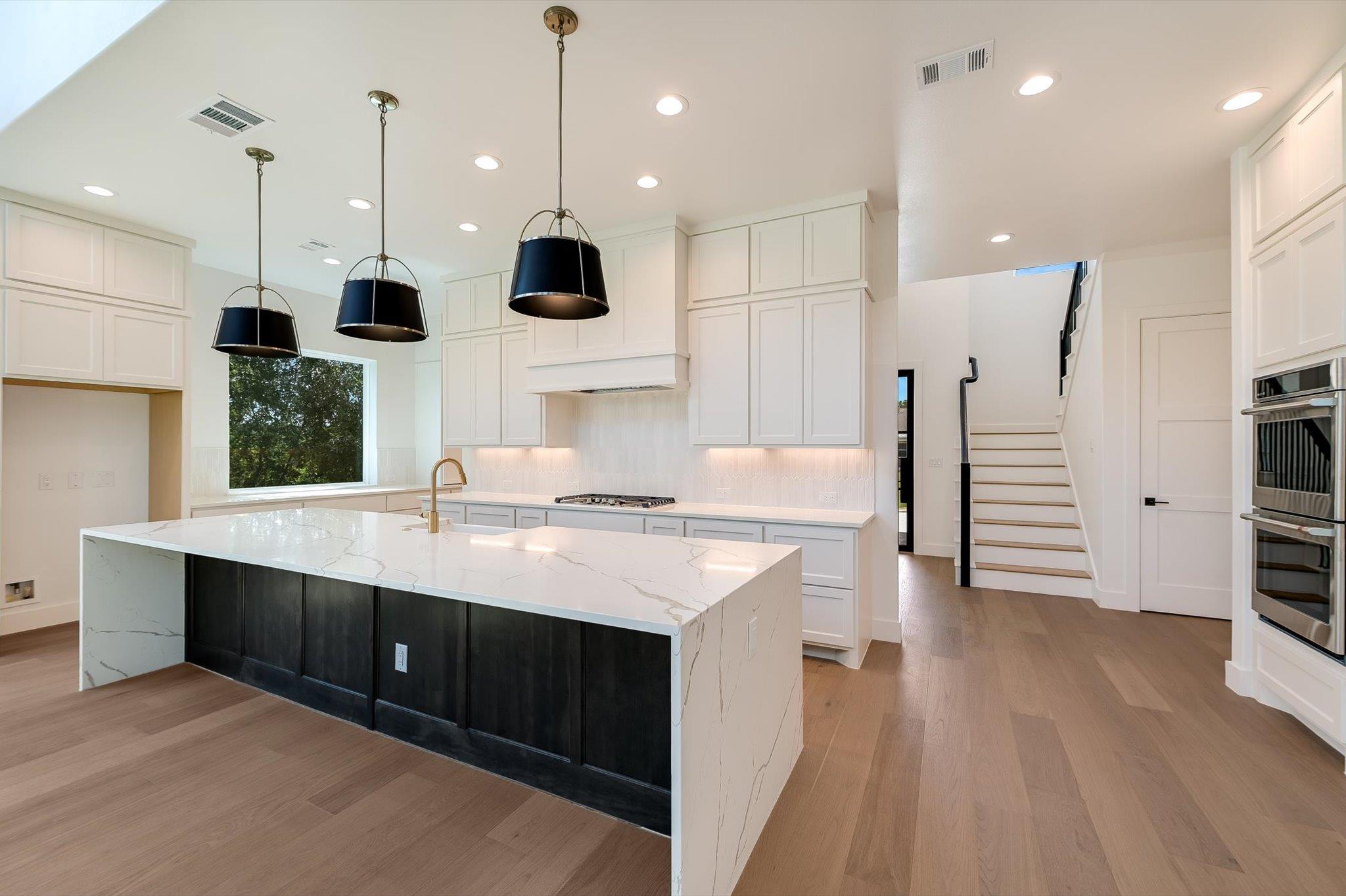 109 Willow Hill Dr, Georgetown, TX 78633