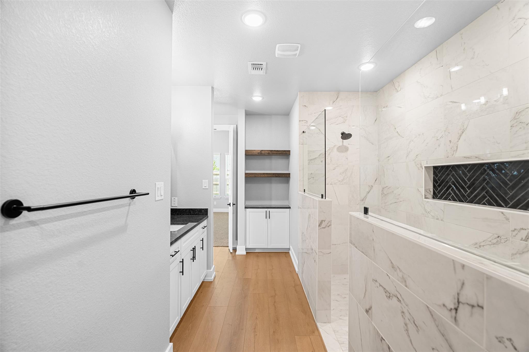 914 High Plains Dr, Nolanville, TX 76559