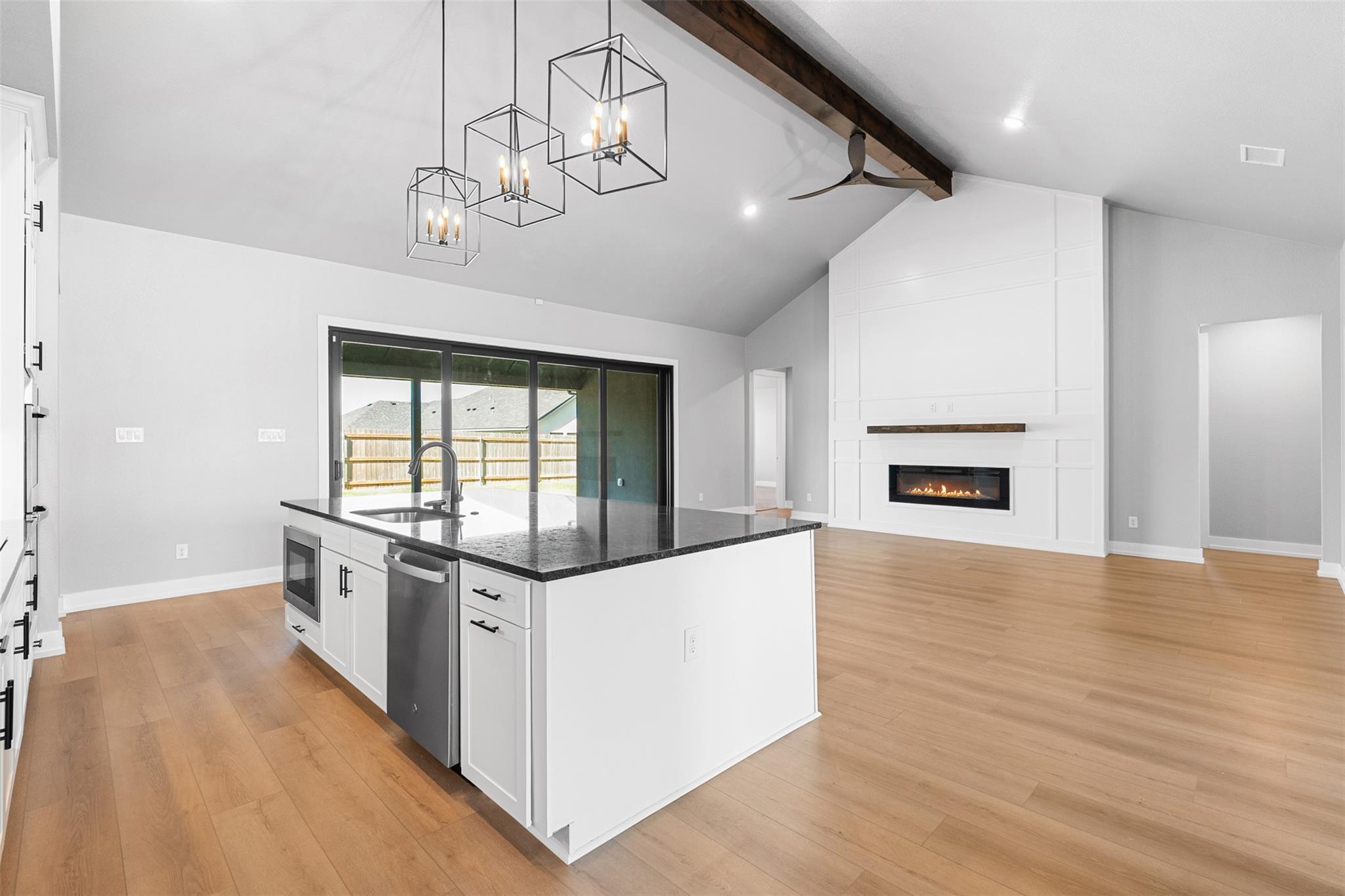 914 High Plains Dr, Nolanville, TX 76559