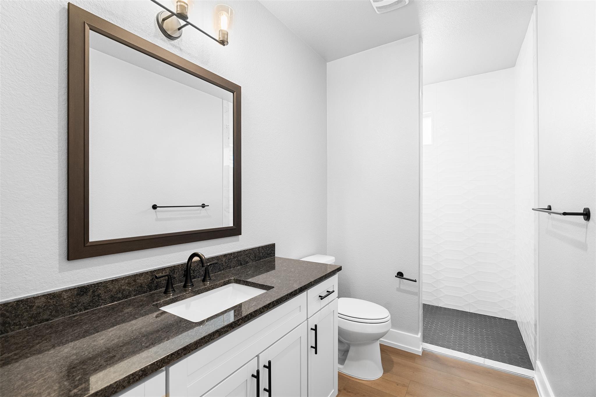 914 High Plains Dr, Nolanville, TX 76559