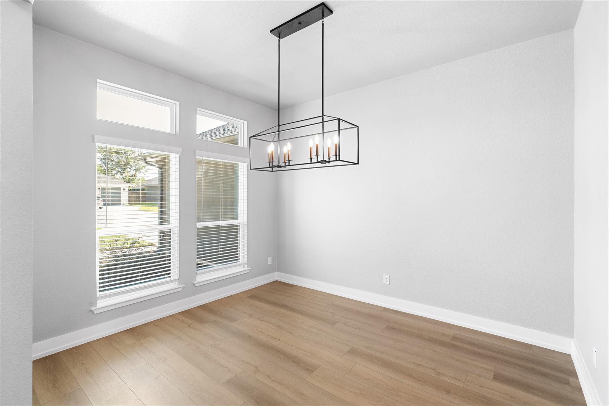 914 High Plains Dr, Nolanville, TX 76559