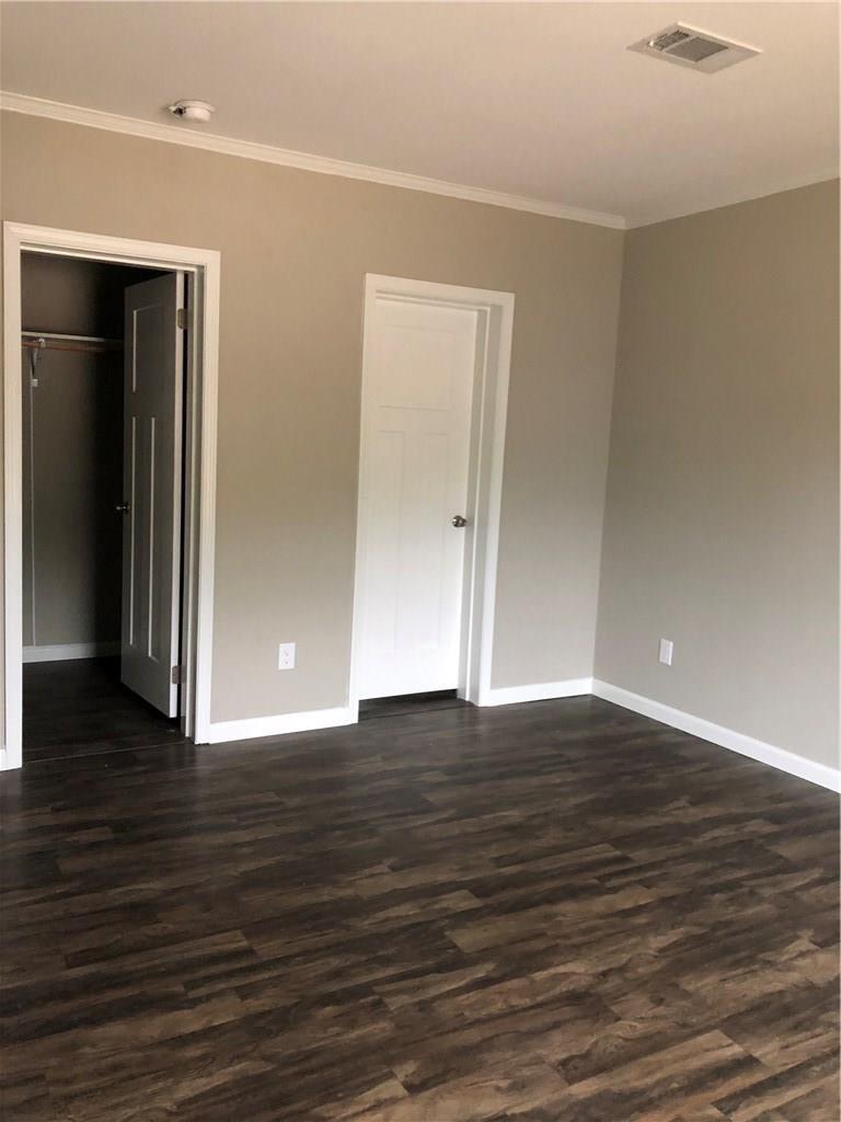 1098 Engelke Rd, Buda, TX 78640