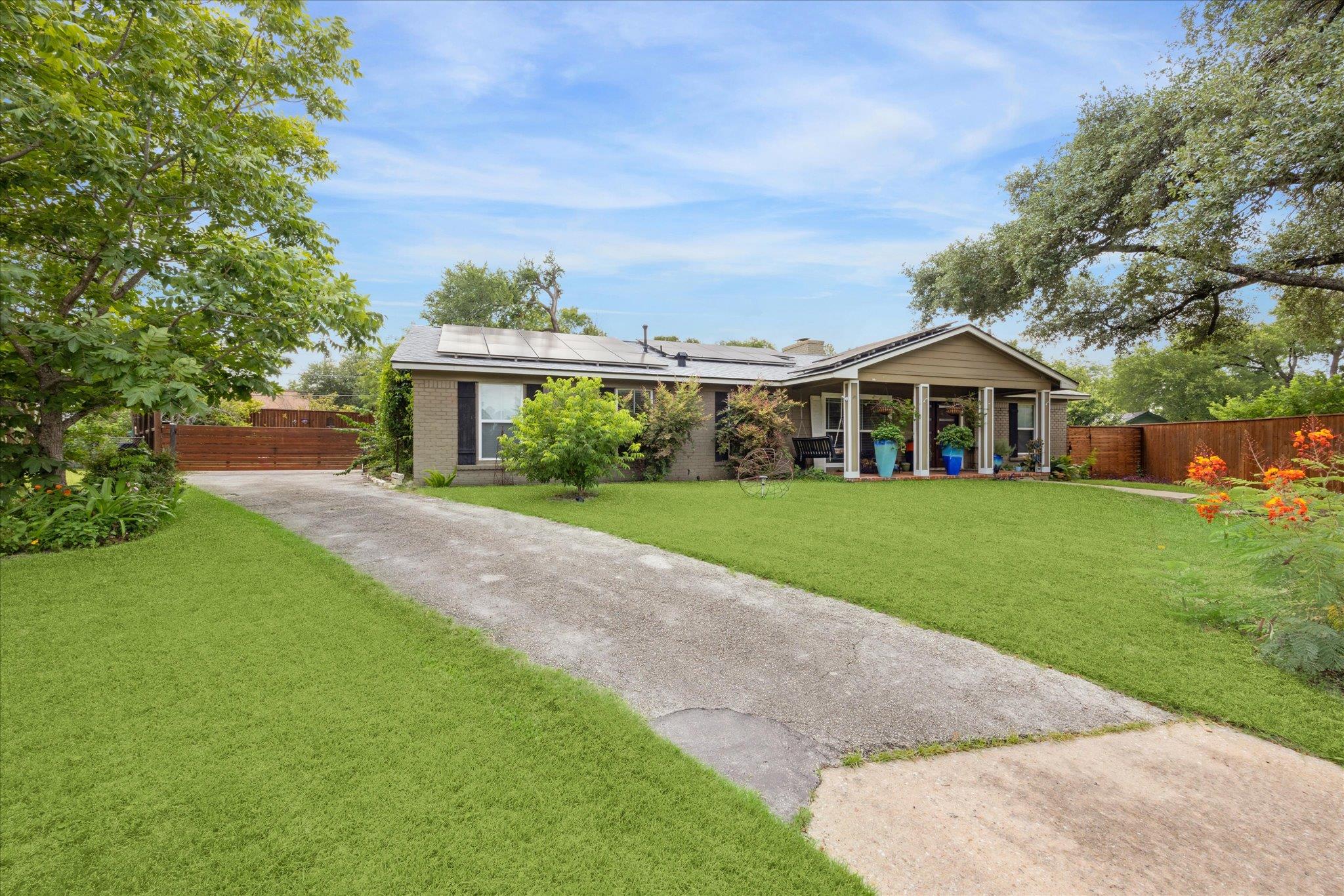 2402 Stevens Cv, Austin, TX 78723