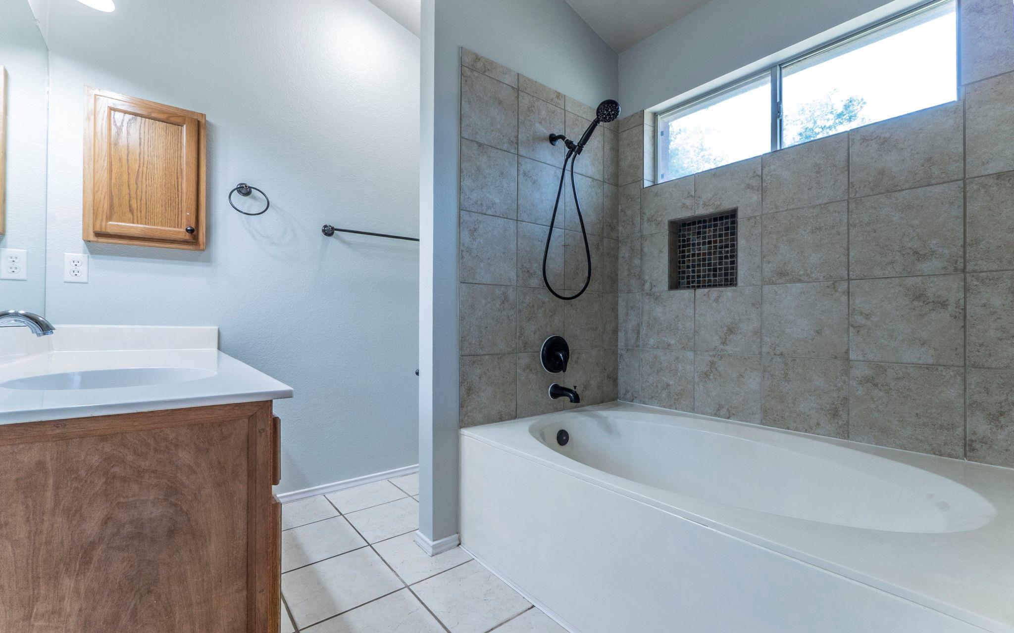 3224 Arroyo Bluff Ln, Round Rock, TX 78681