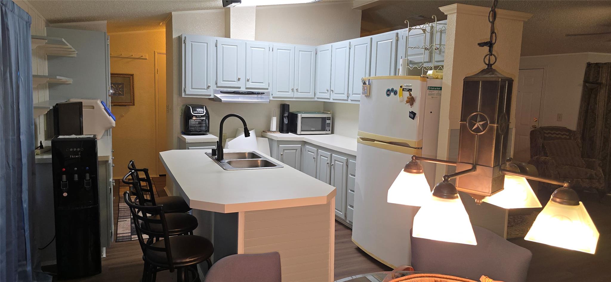 2002 Citation Dr, Del Valle, TX 78617