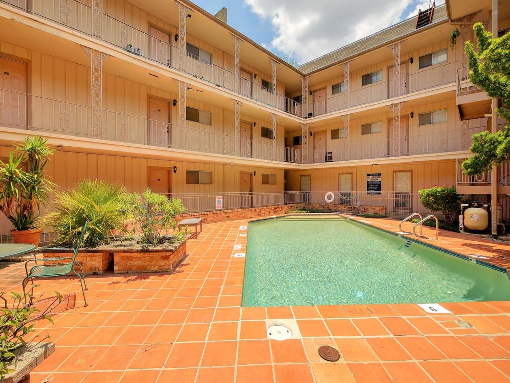 4539 Guadalupe St # A207, Austin, TX 78751