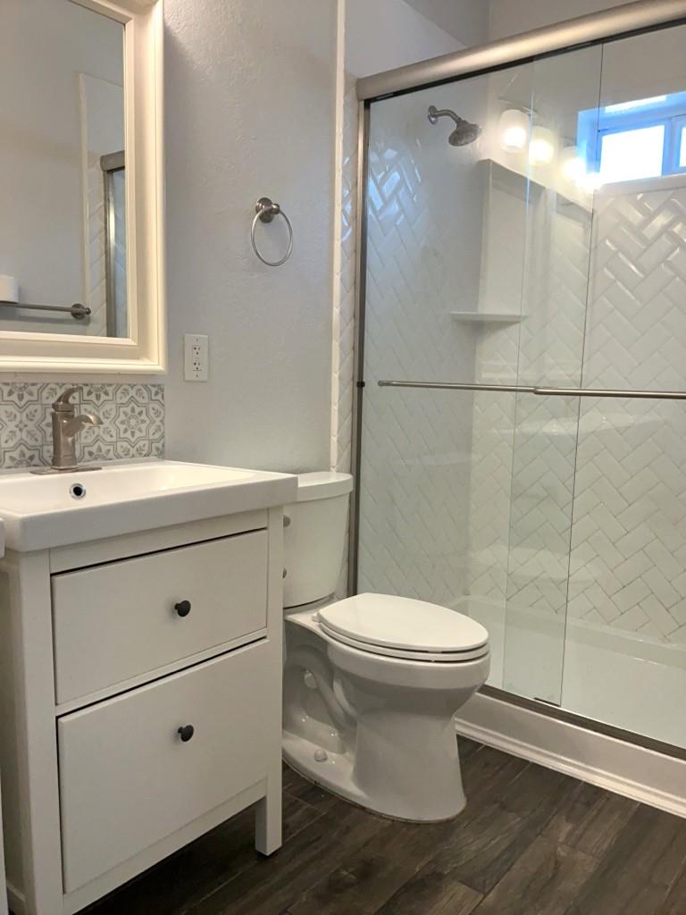 806 E 3rd St, Georgetown, TX 78626