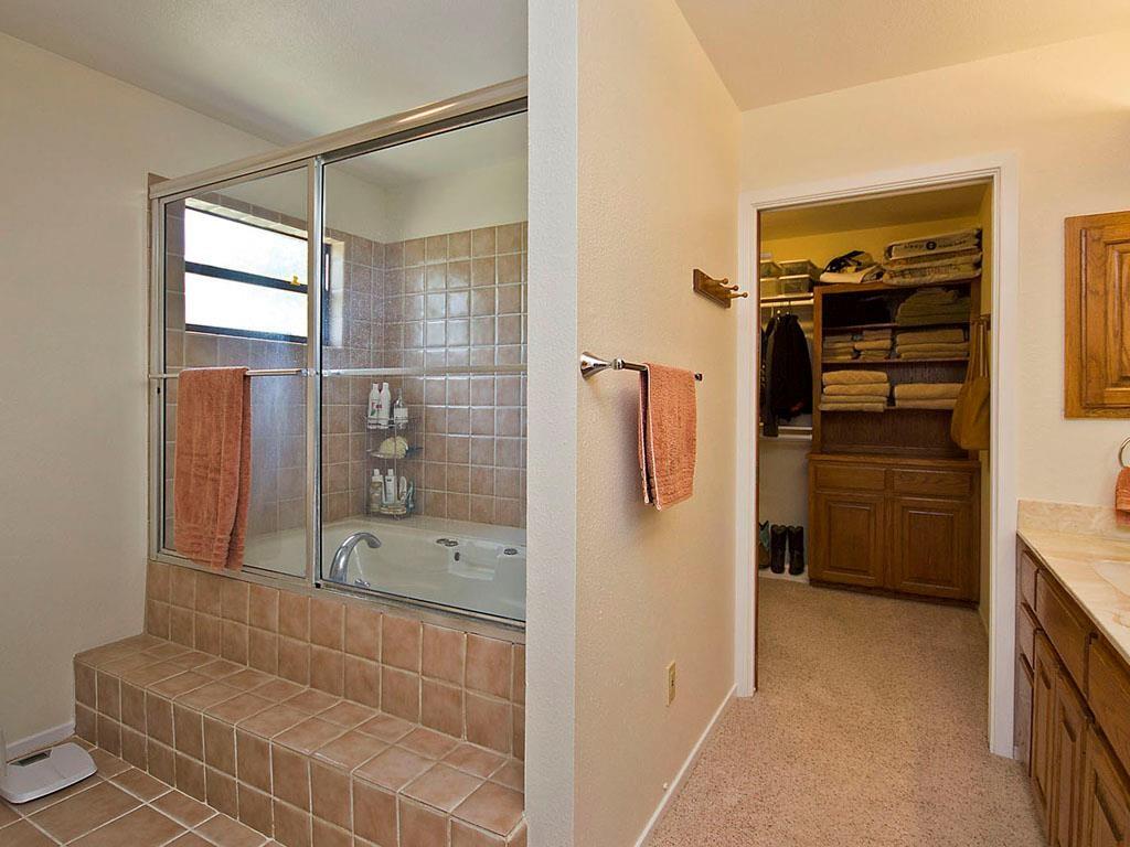 1501 Cotton Gin Rd E, Kyle, TX 78640