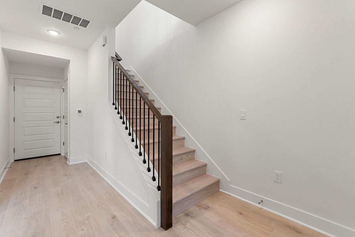 200 W 56th St # 1104, Austin, TX 78751