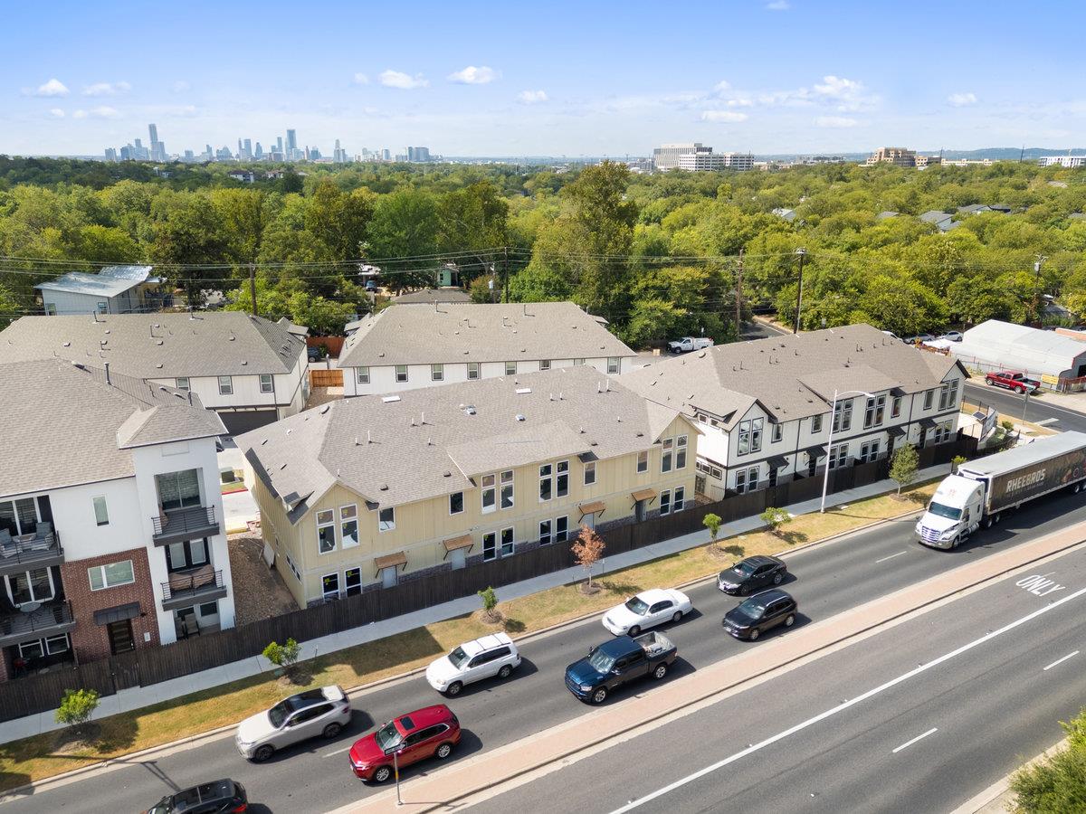 200 W 56th St # 1104, Austin, TX 78751