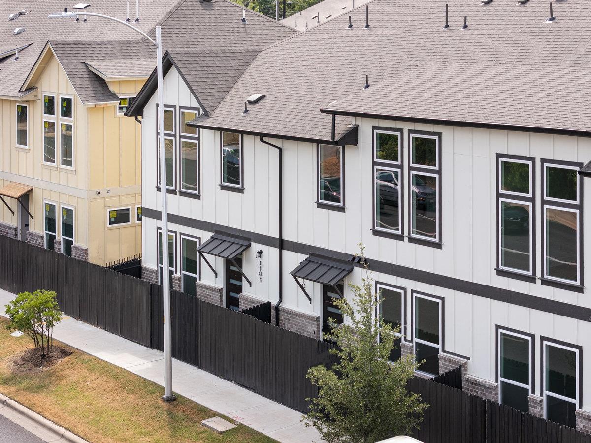 200 W 56th St # 1104, Austin, TX 78751