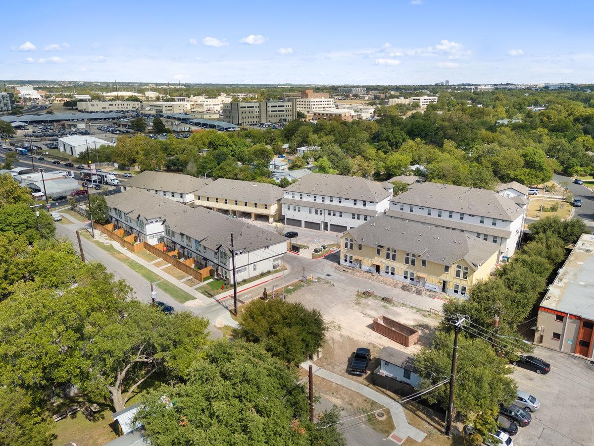 200 W 56th St # 1104, Austin, TX 78751