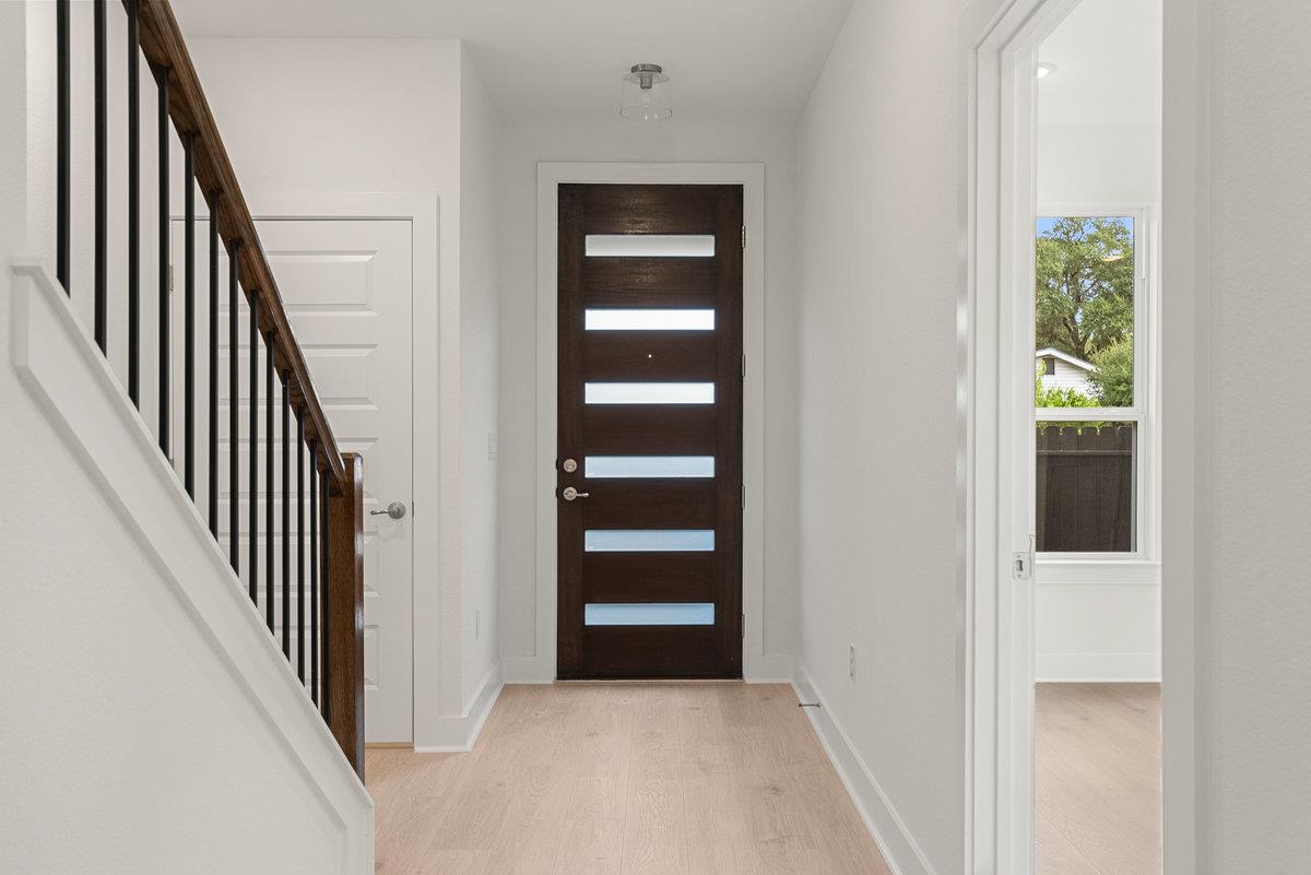 200 W 56th St # 1104, Austin, TX 78751