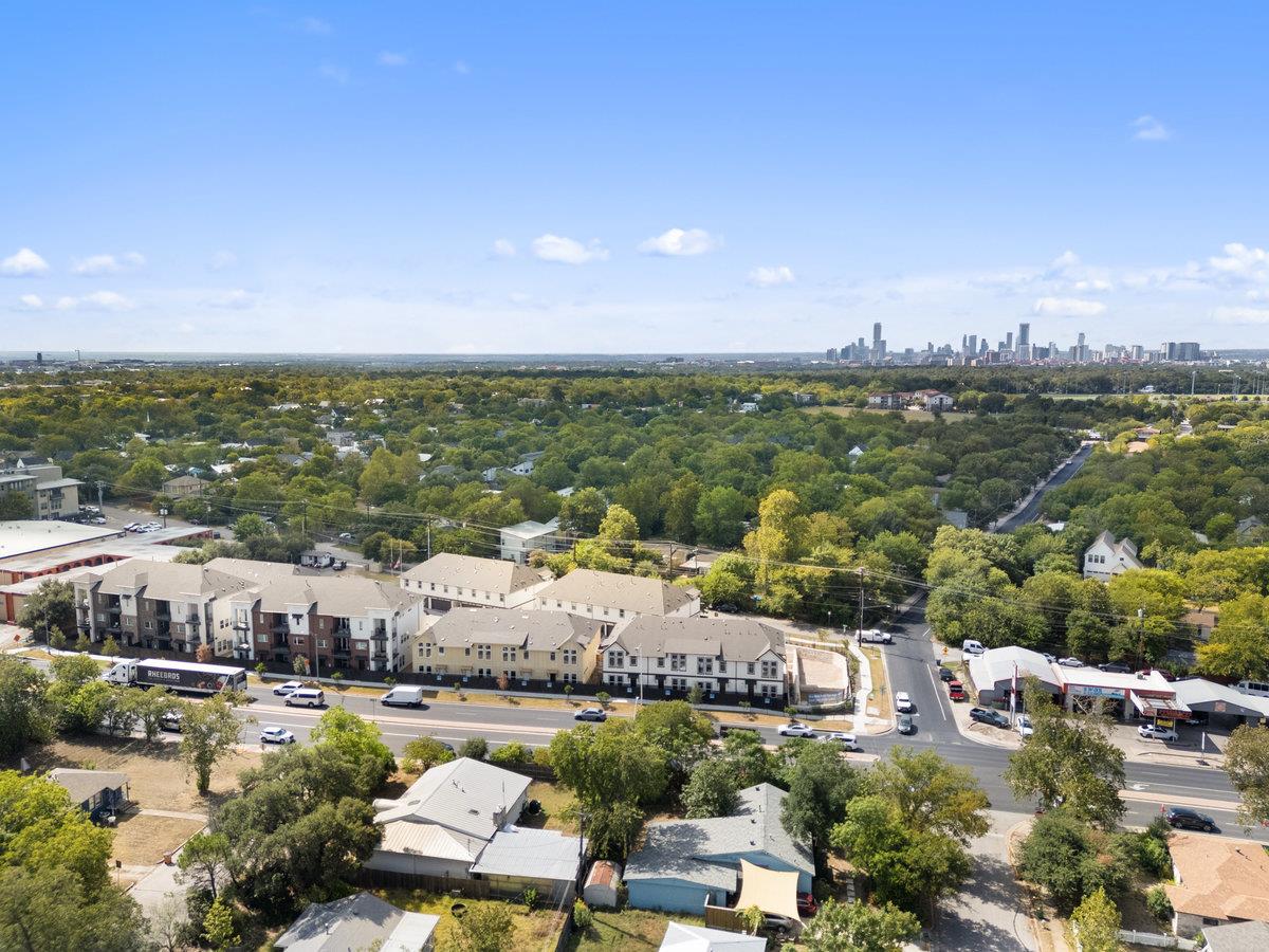 200 W 56th St # 1104, Austin, TX 78751