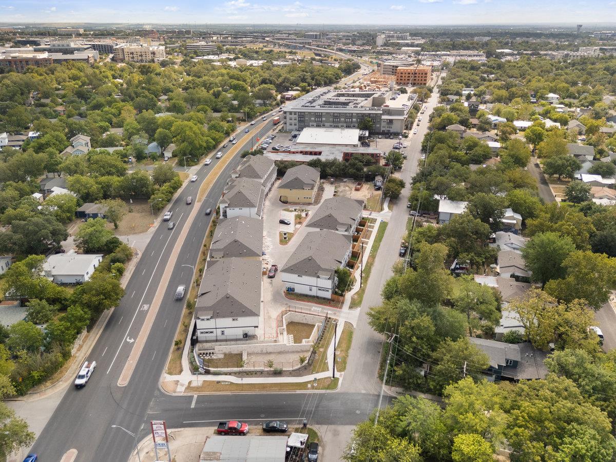 200 W 56th St # 1104, Austin, TX 78751