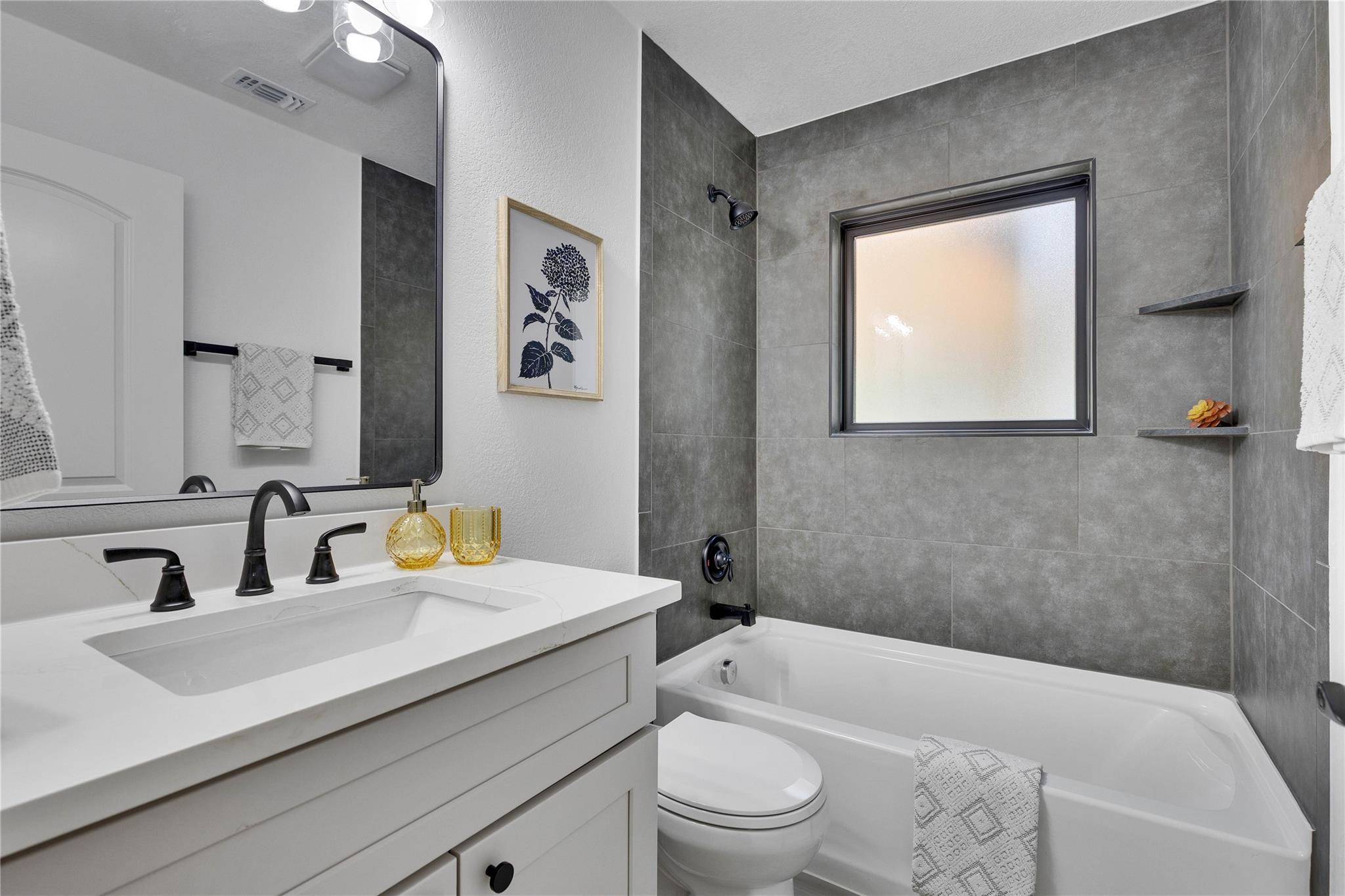 5508 Mapleleaf Dr, Austin, TX 78723