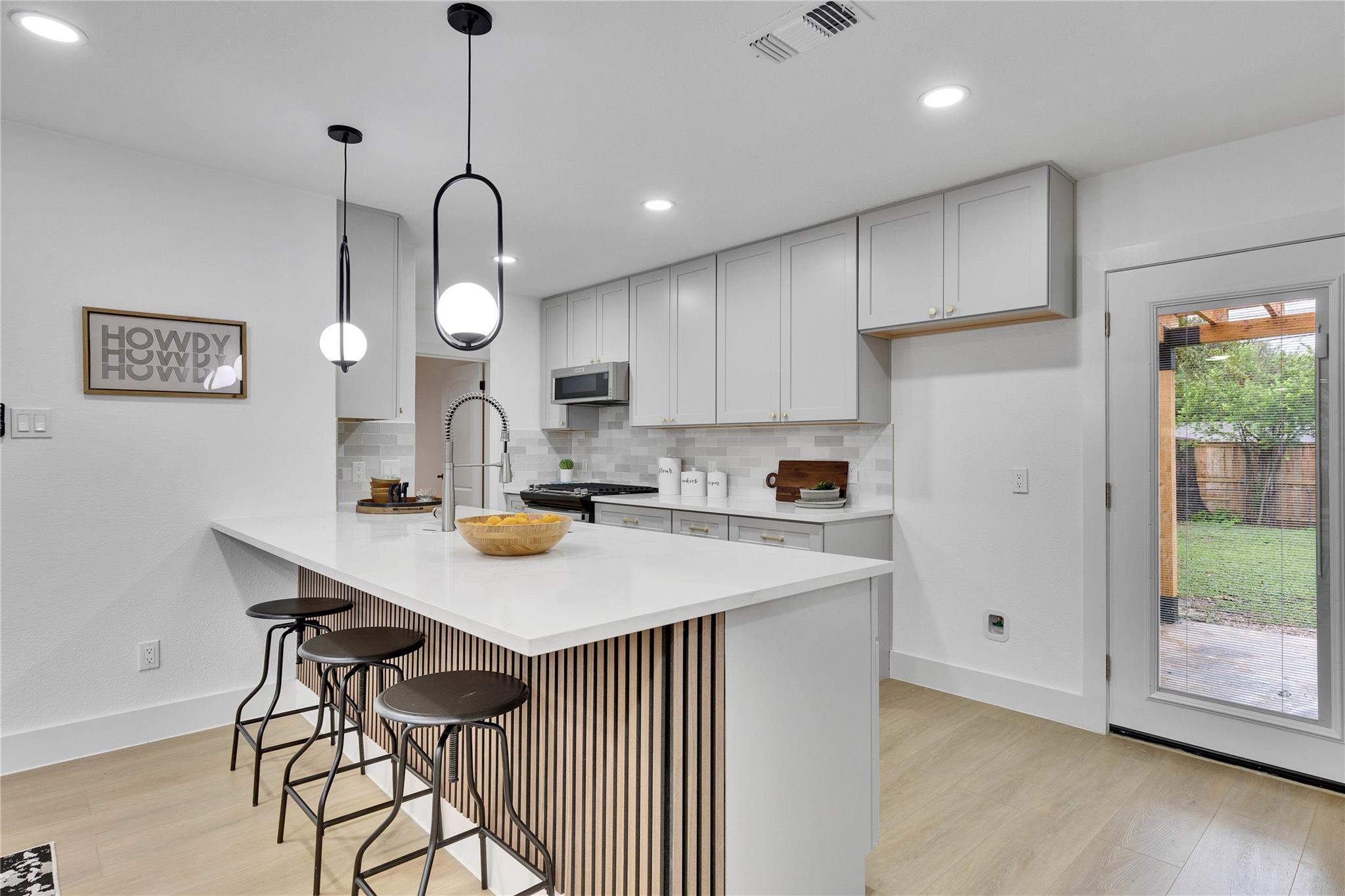 5508 Mapleleaf Dr, Austin, TX 78723