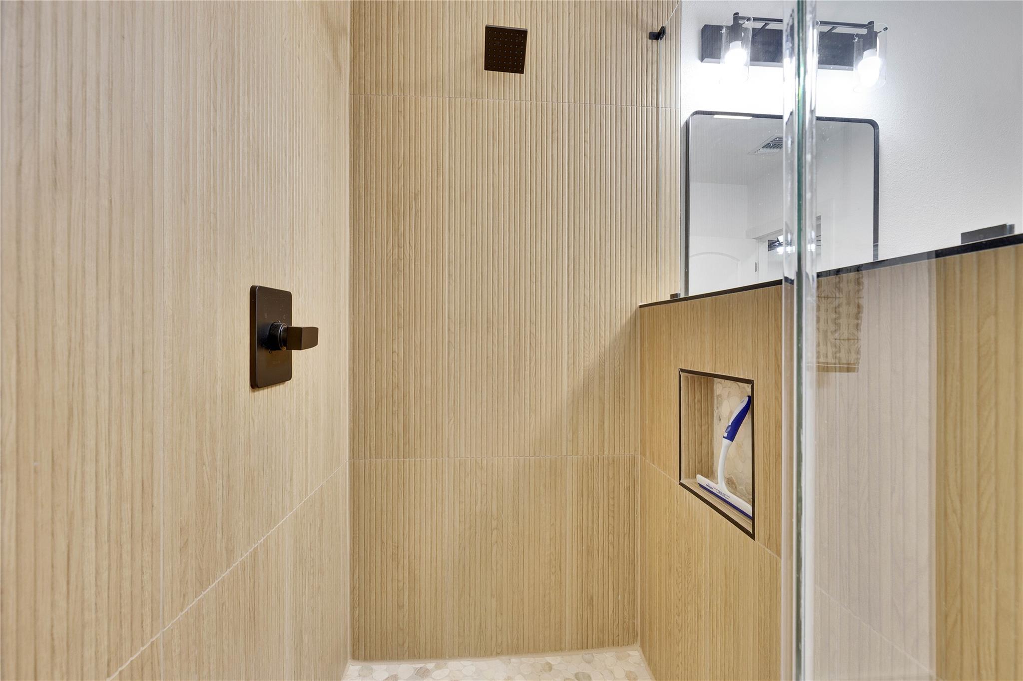 5508 Mapleleaf Dr, Austin, TX 78723