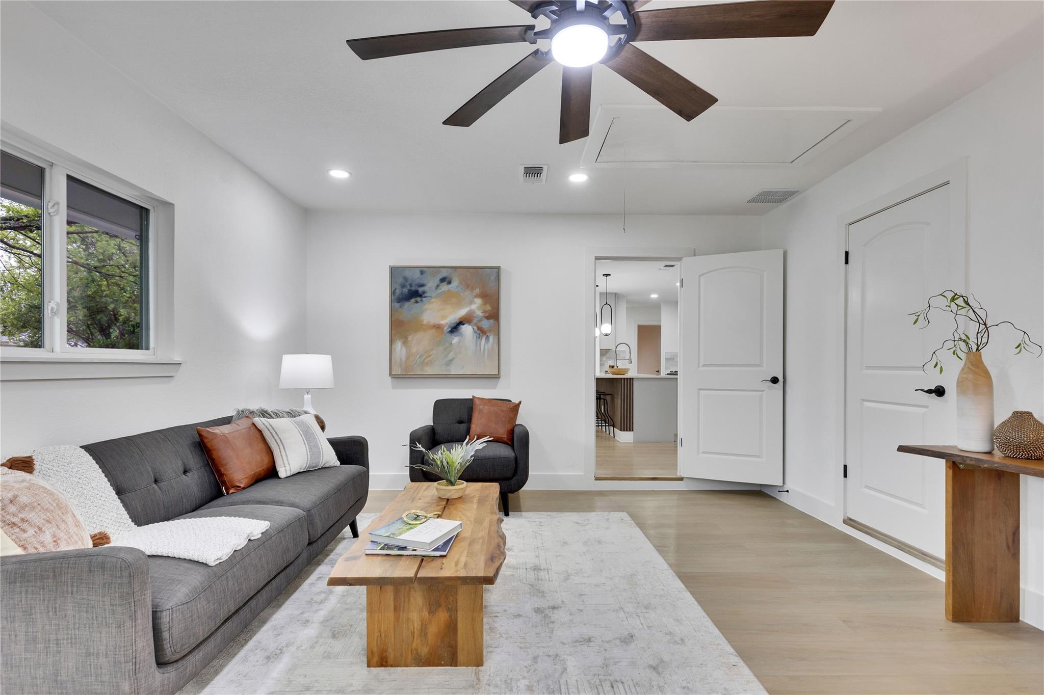 5508 Mapleleaf Dr, Austin, TX 78723