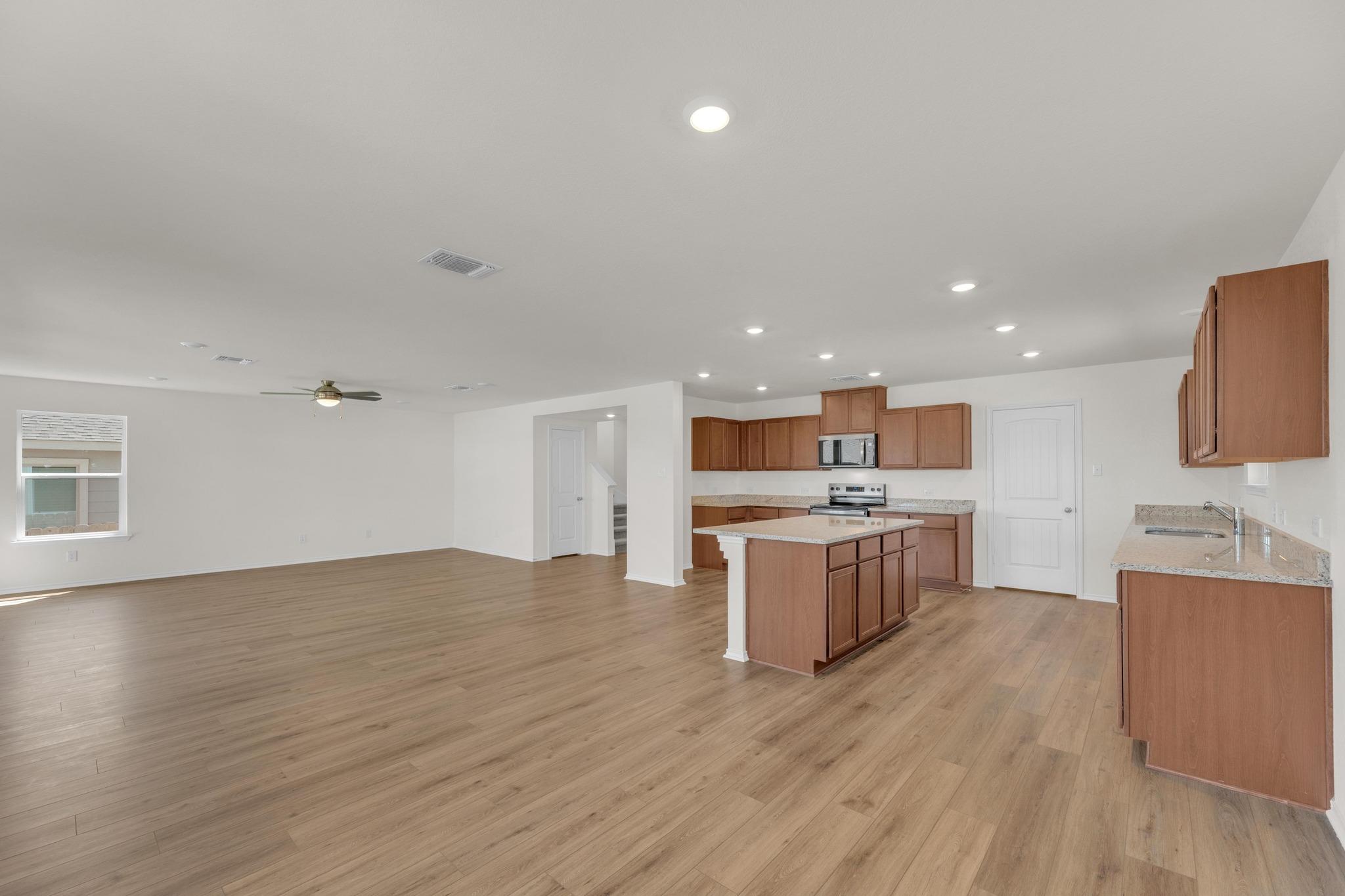 225 Robert Hightower Dr, Jarrell, TX 76537