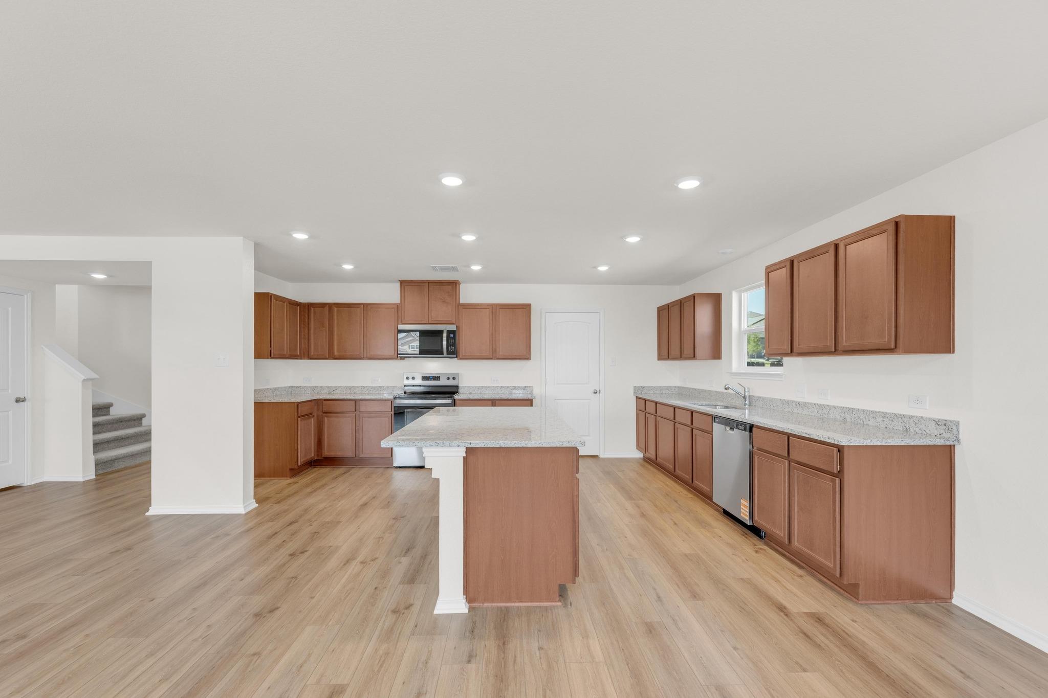 225 Robert Hightower Dr, Jarrell, TX 76537