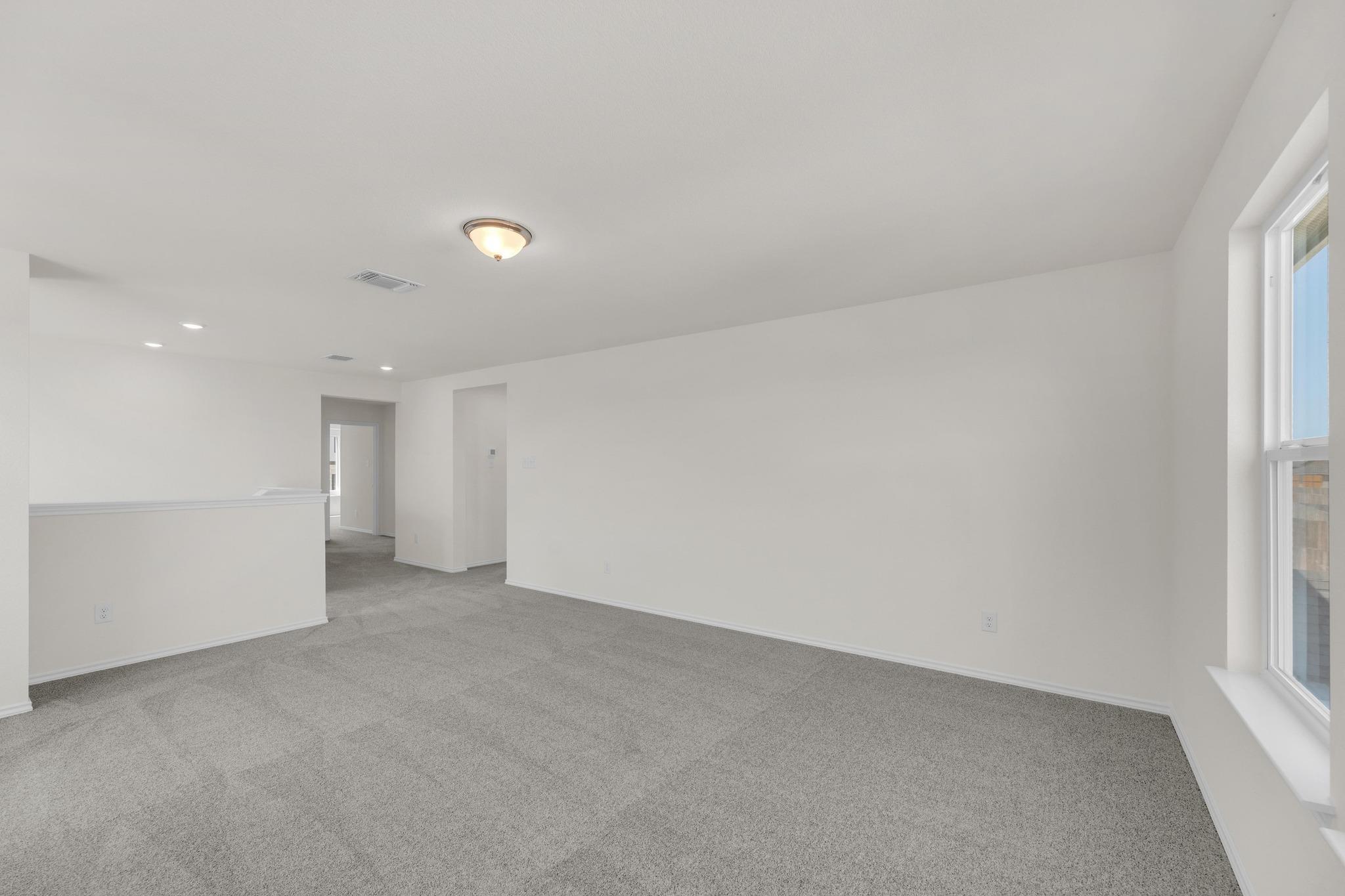 225 Robert Hightower Dr, Jarrell, TX 76537