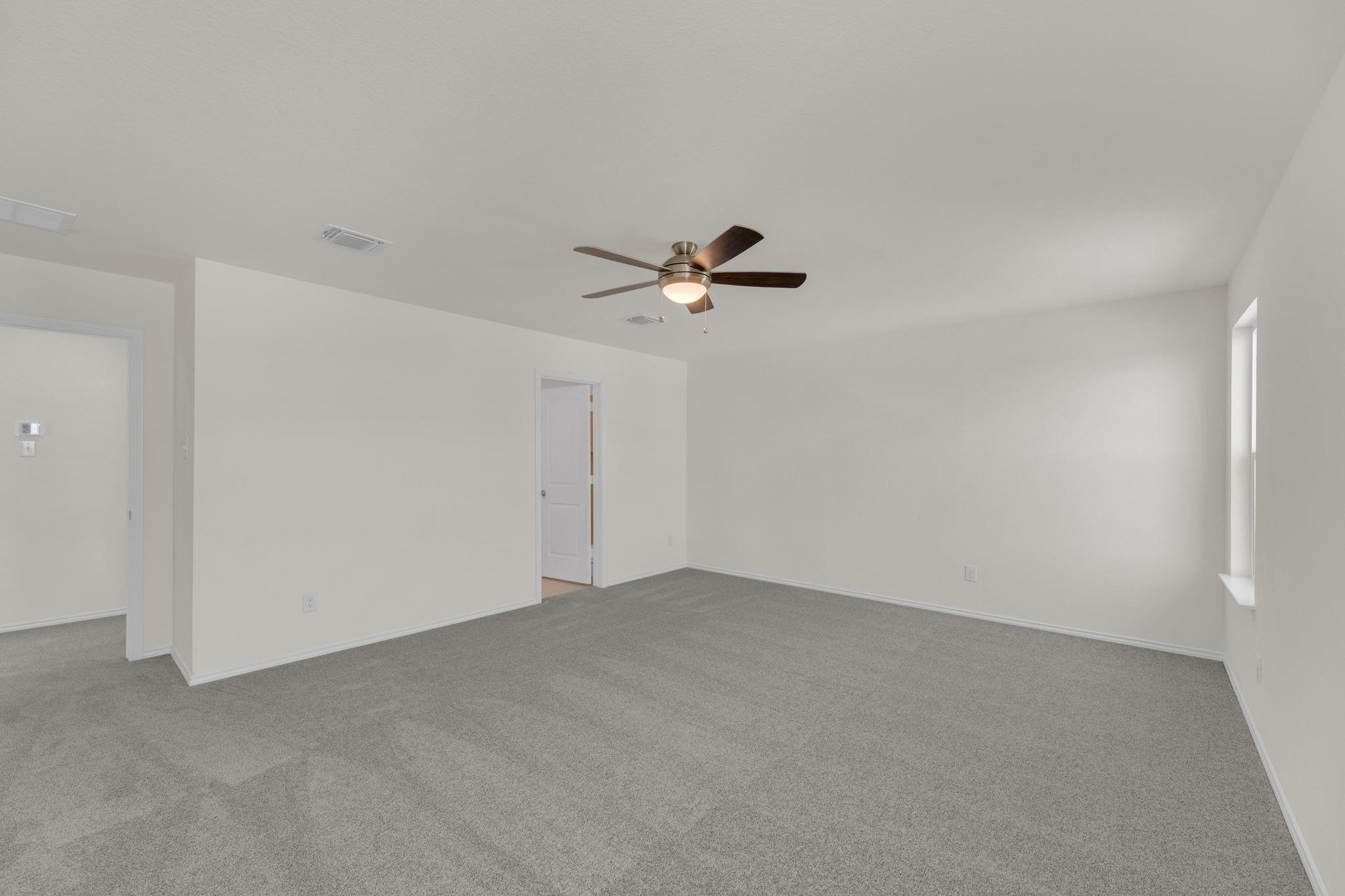 225 Robert Hightower Dr, Jarrell, TX 76537