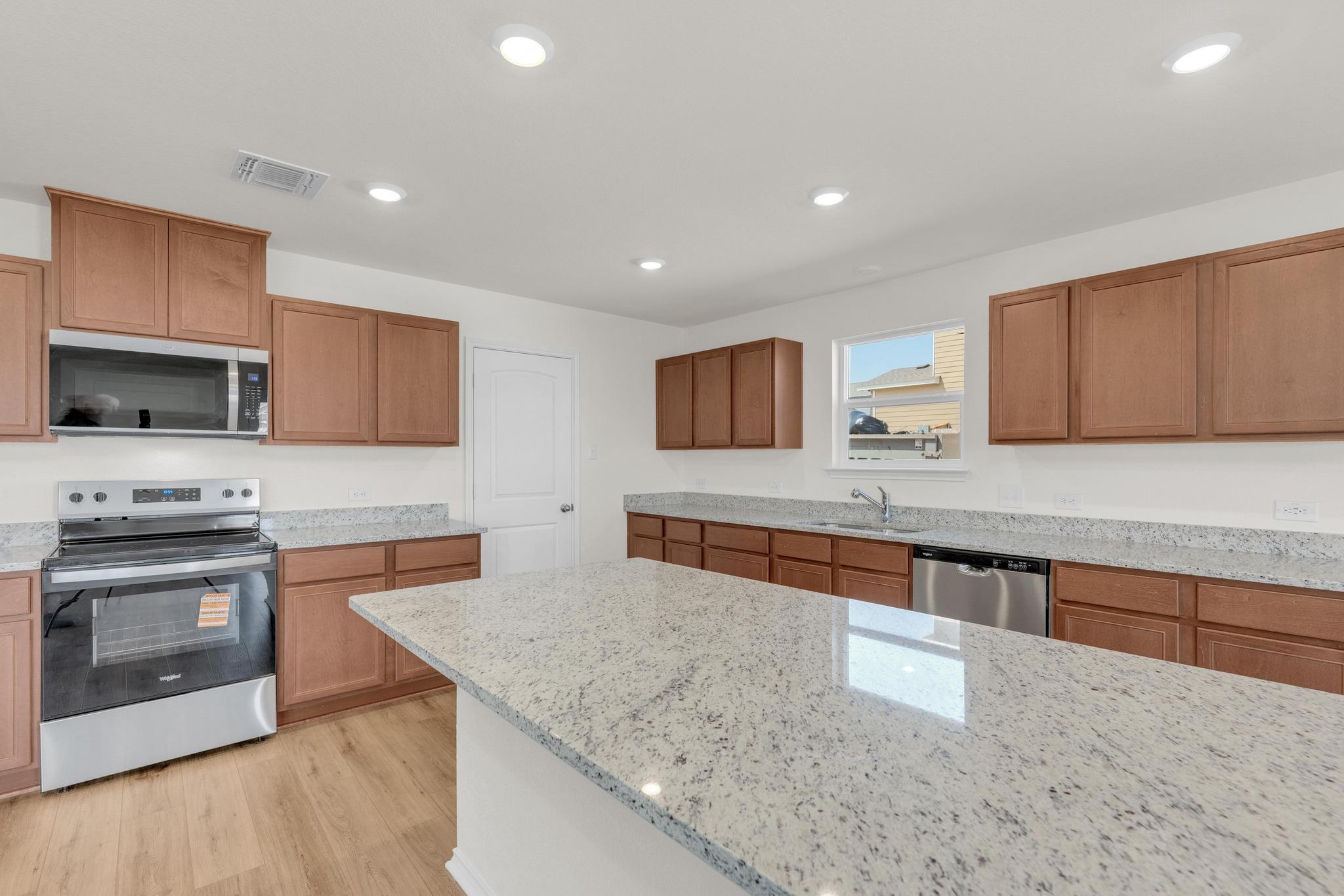 225 Robert Hightower Dr, Jarrell, TX 76537