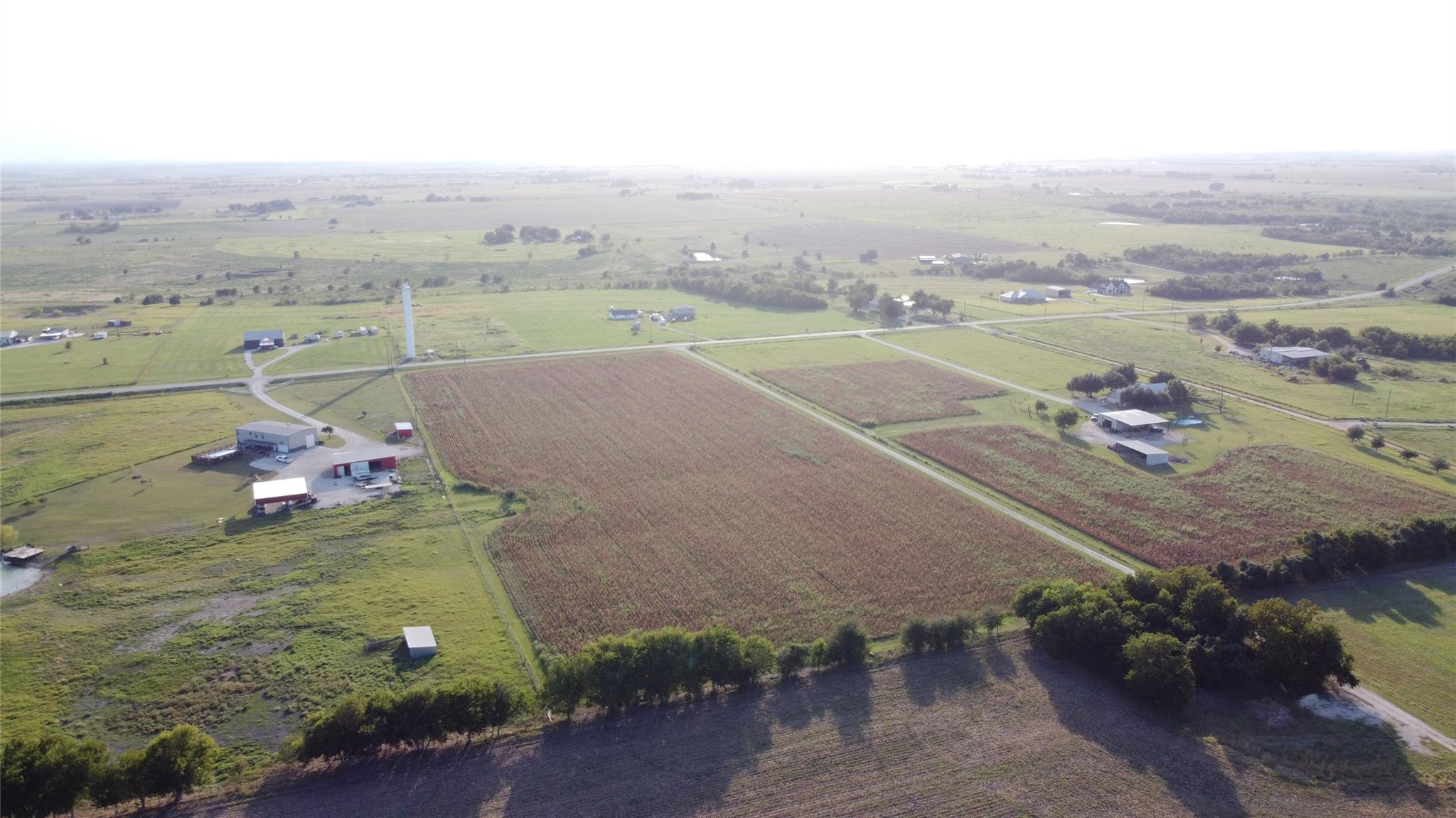 1295 County Road 432 Rd, Taylor, TX 76574