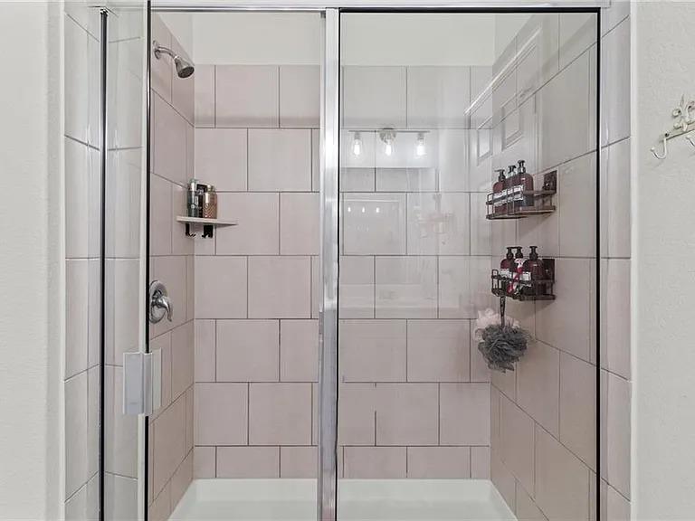 122 Kildeer Pass, Jarrell, TX 76537