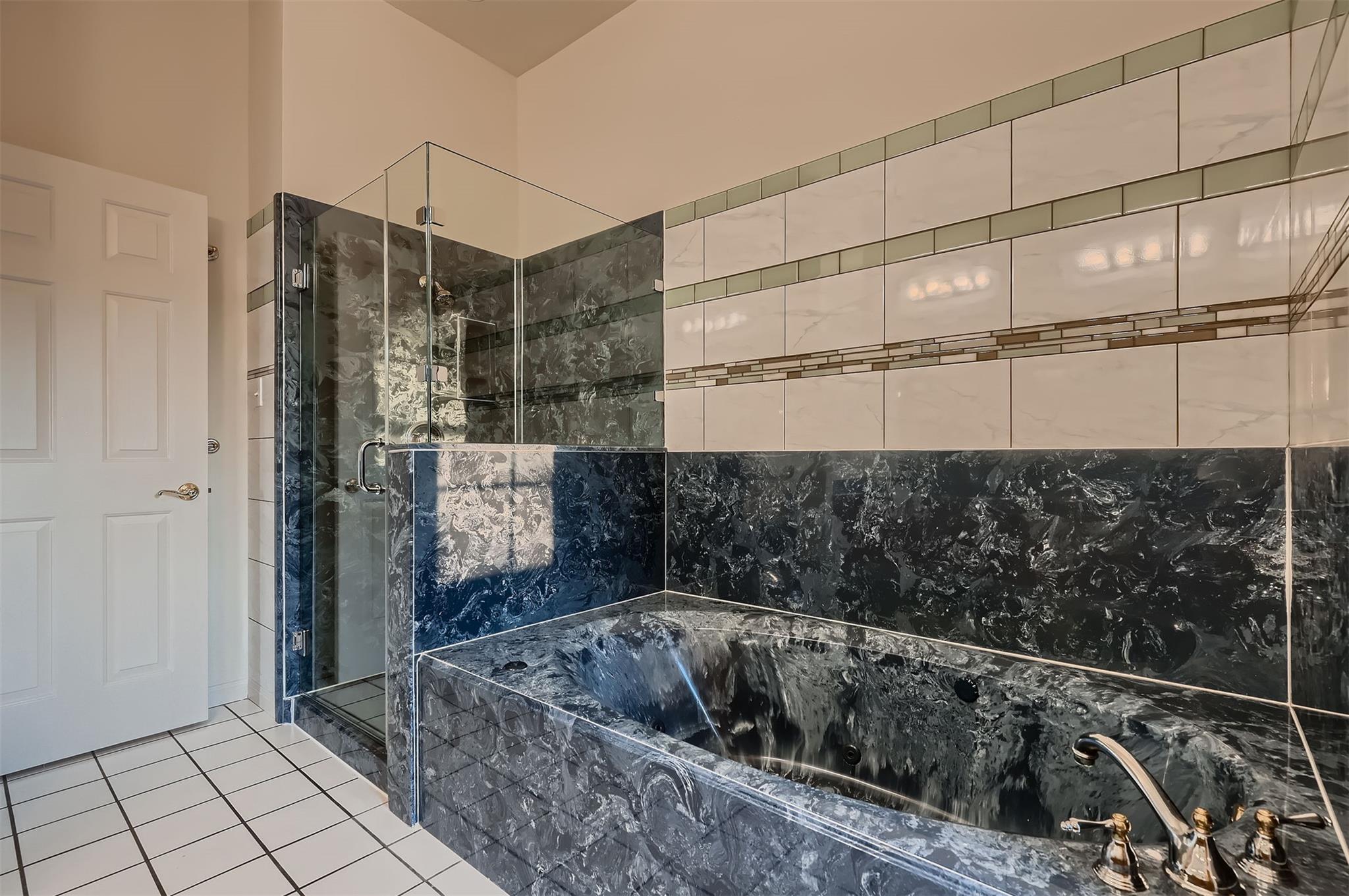 17706 North Rim Dr, Leander, TX 78641