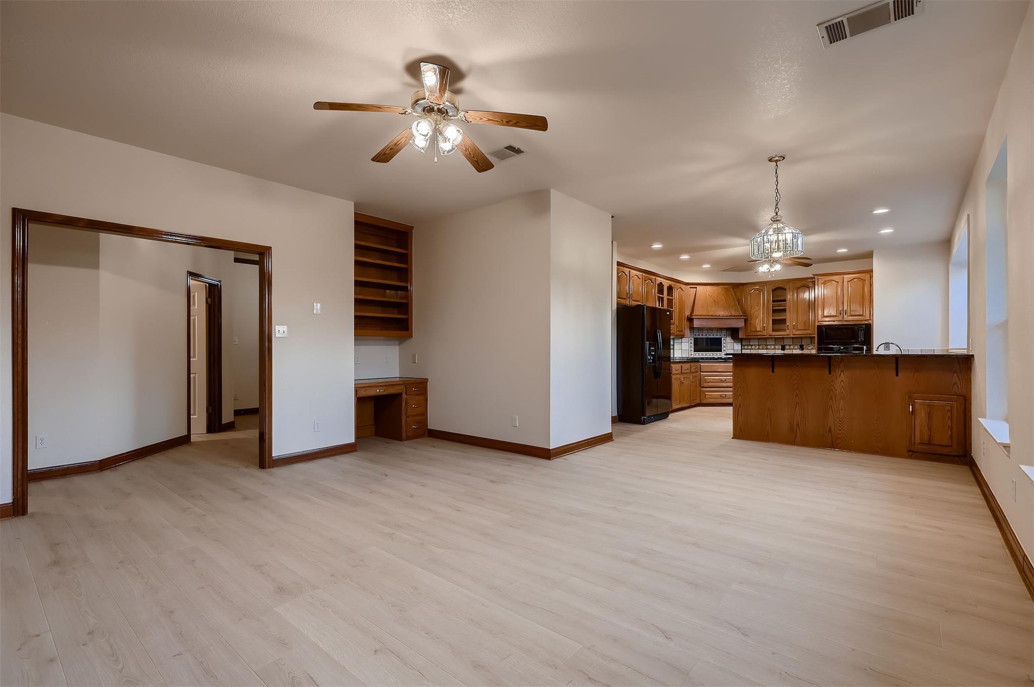 17706 North Rim Dr, Leander, TX 78641