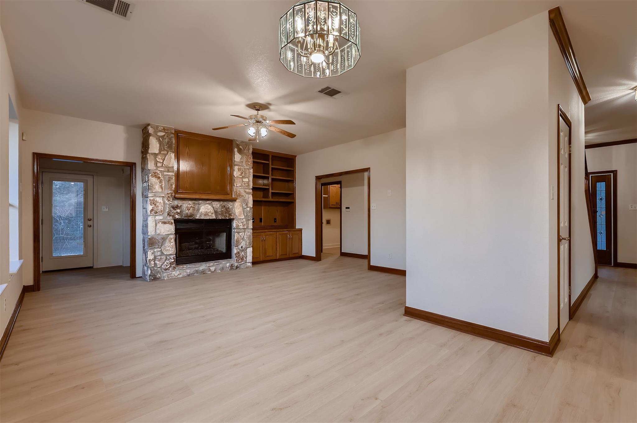 17706 North Rim Dr, Leander, TX 78641