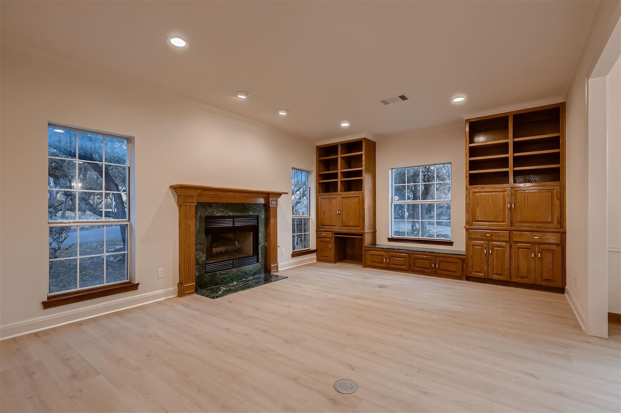 17706 North Rim Dr, Leander, TX 78641