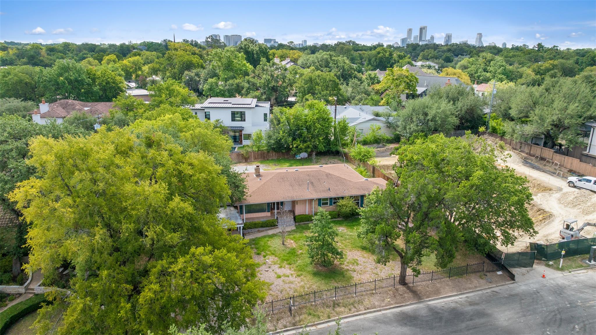 2605 HILLVIEW Rd, Austin, TX 78703