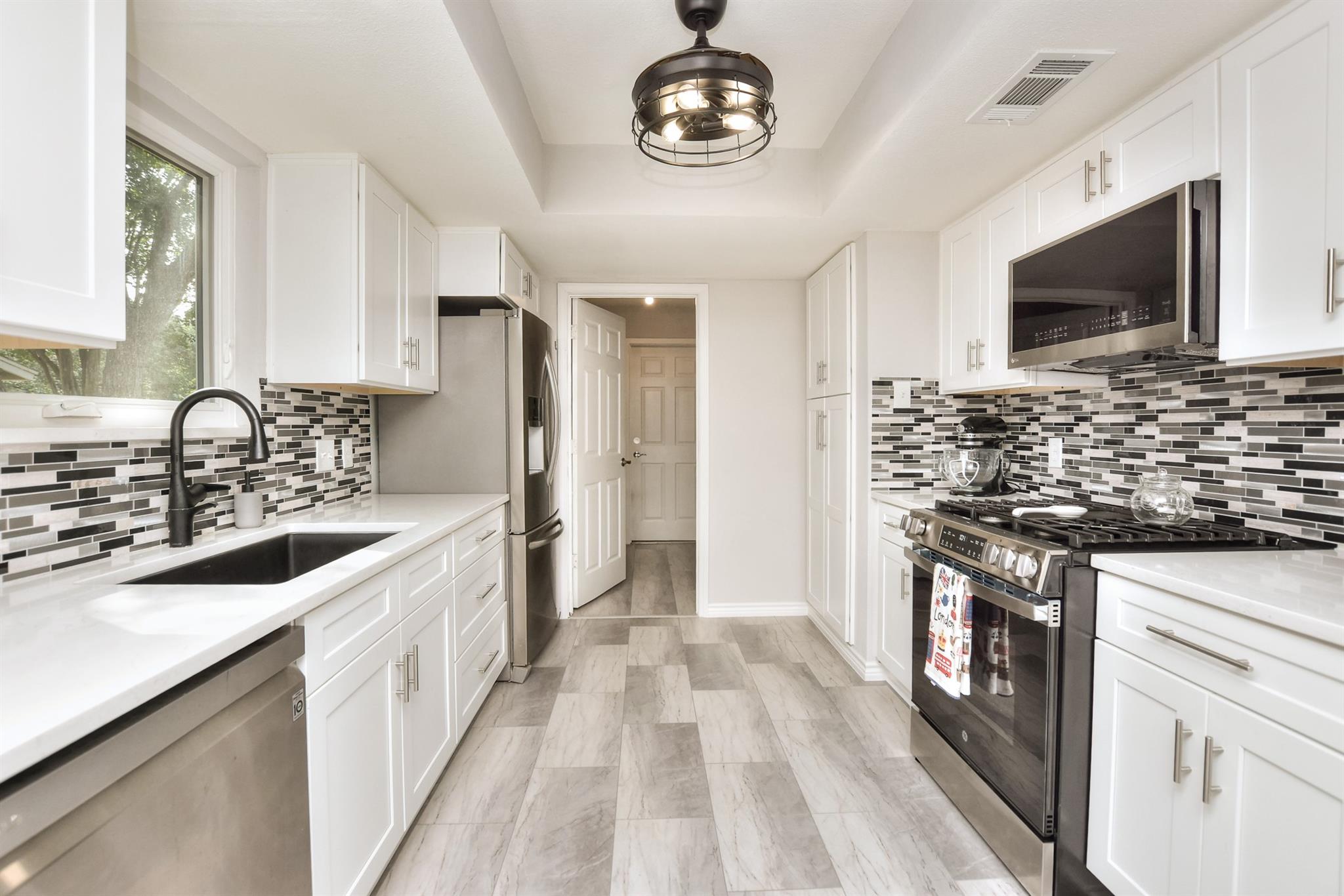 613 Forest Trl, Cedar Park, TX 78613