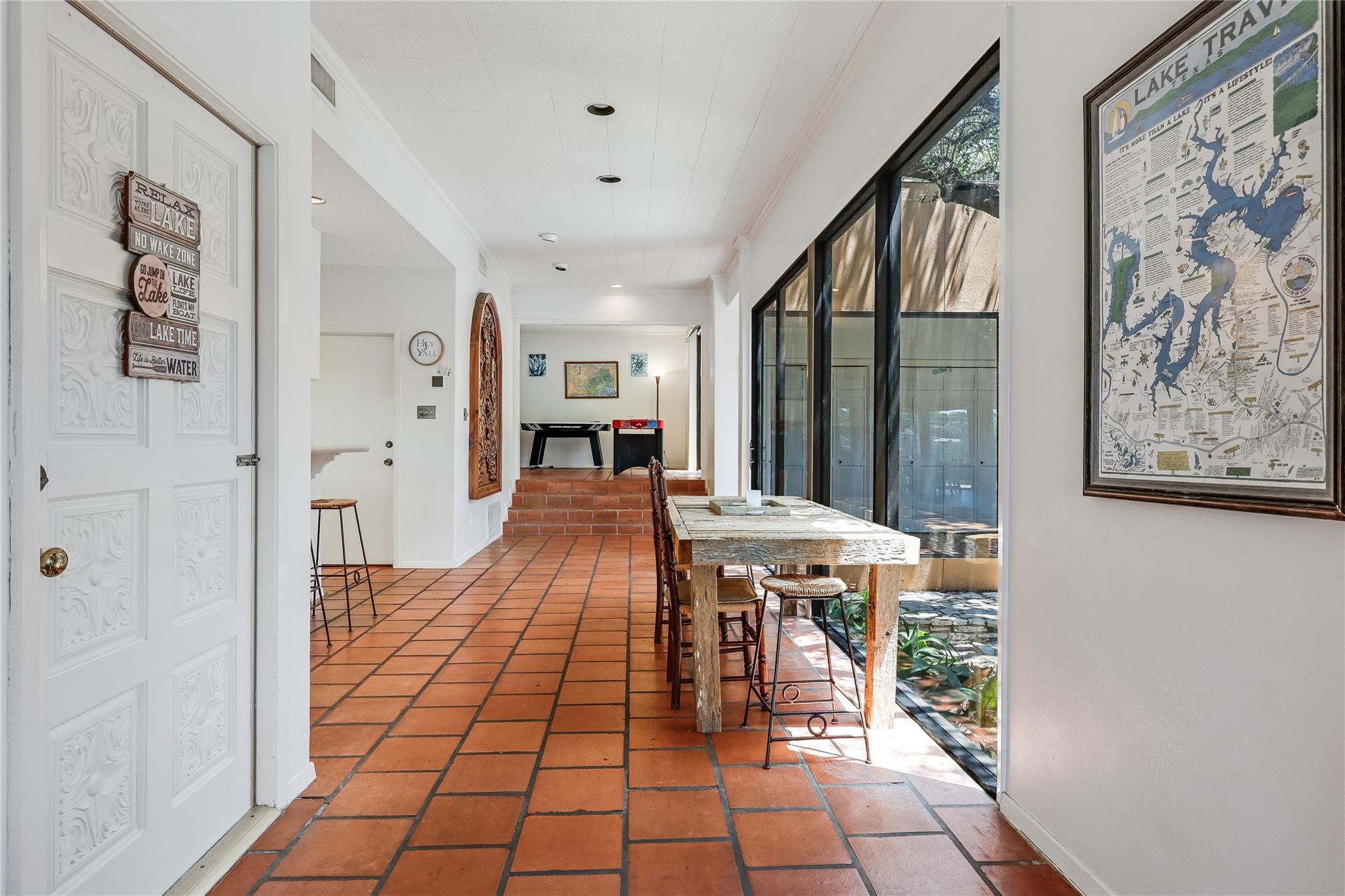 18703 Lakeland Dr, Lago Vista, TX 78645