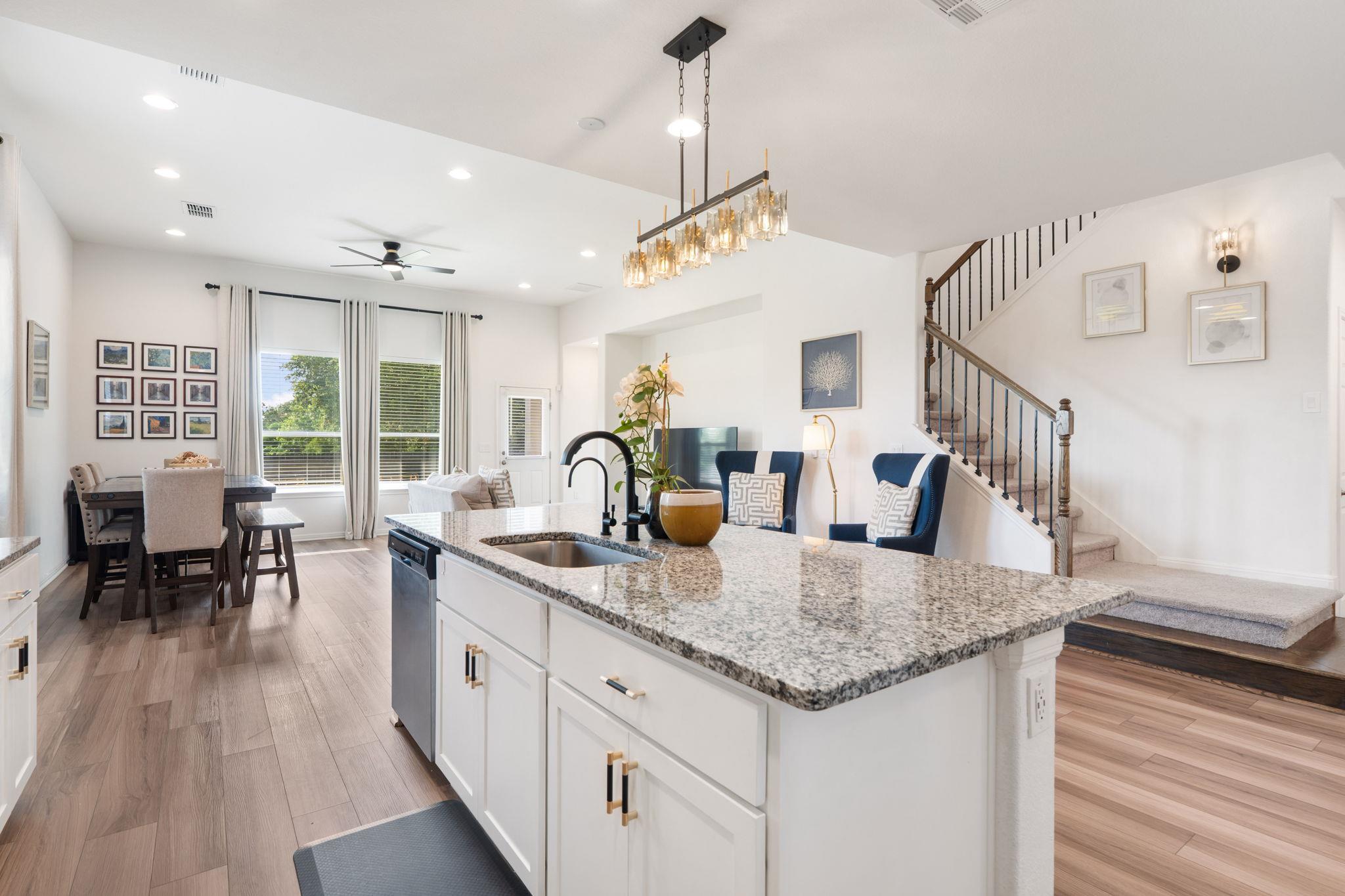 232 Manassas Dr, Leander, TX 78641