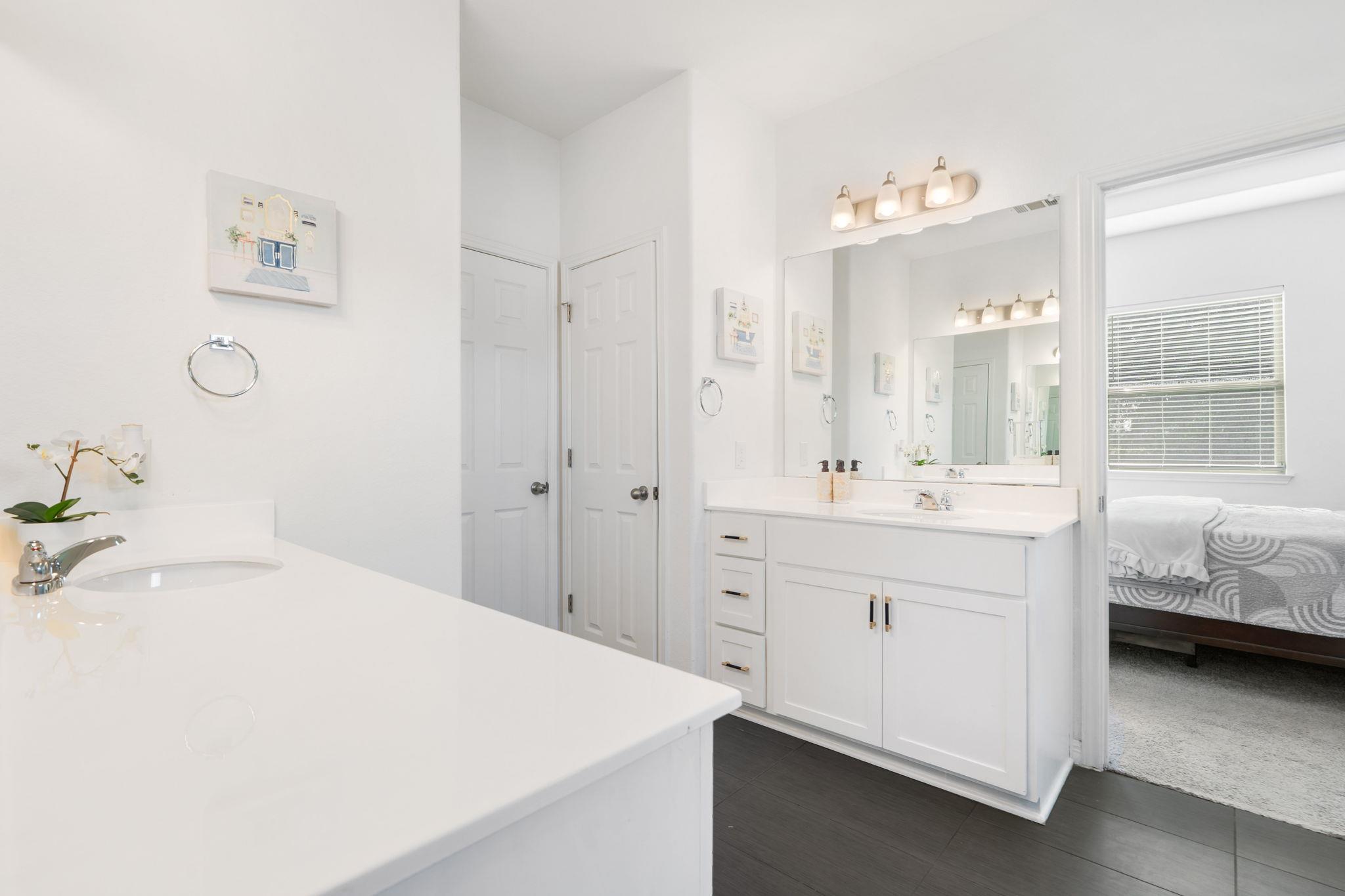 232 Manassas Dr, Leander, TX 78641